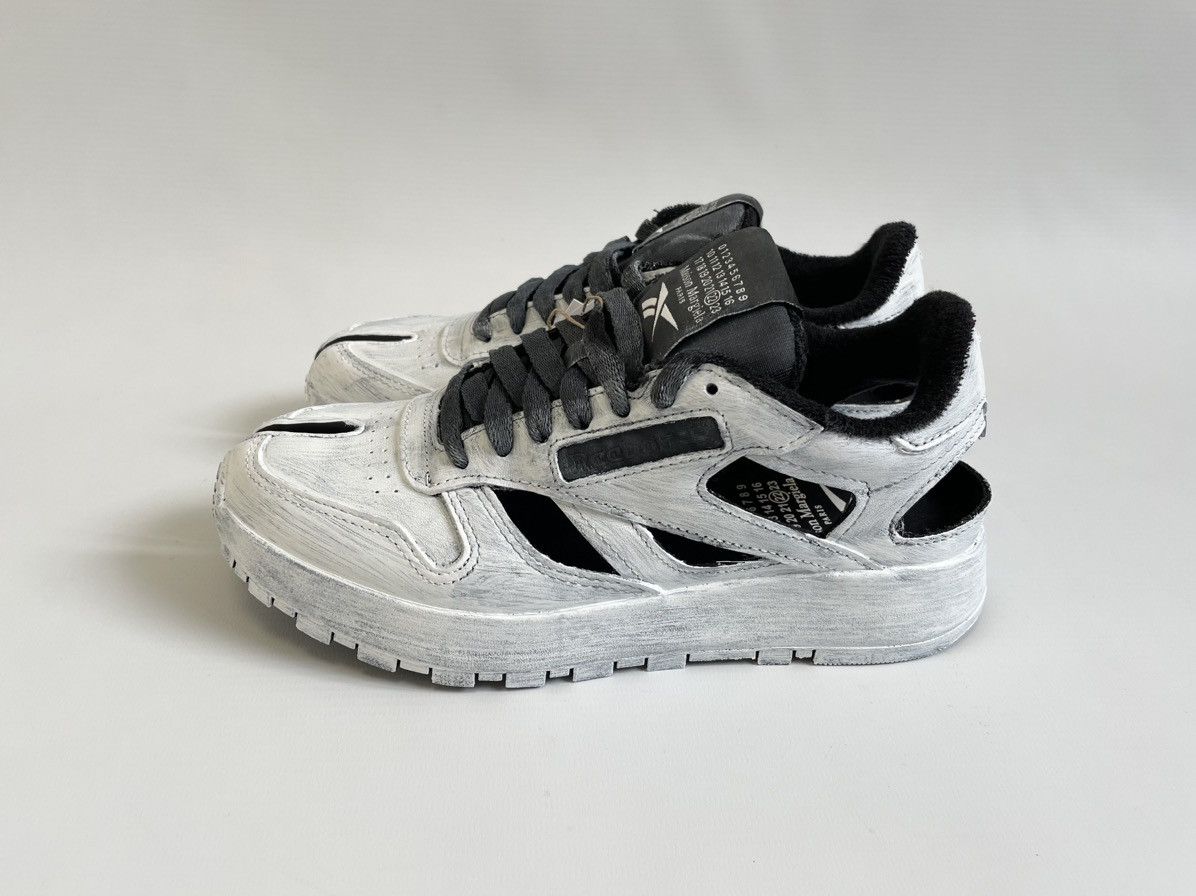 Maison Margiela × Reebok ‘Project 0 CL’ Painted Tabi Sneakers Size US 9 / IT 39 - 5 Thumbnail