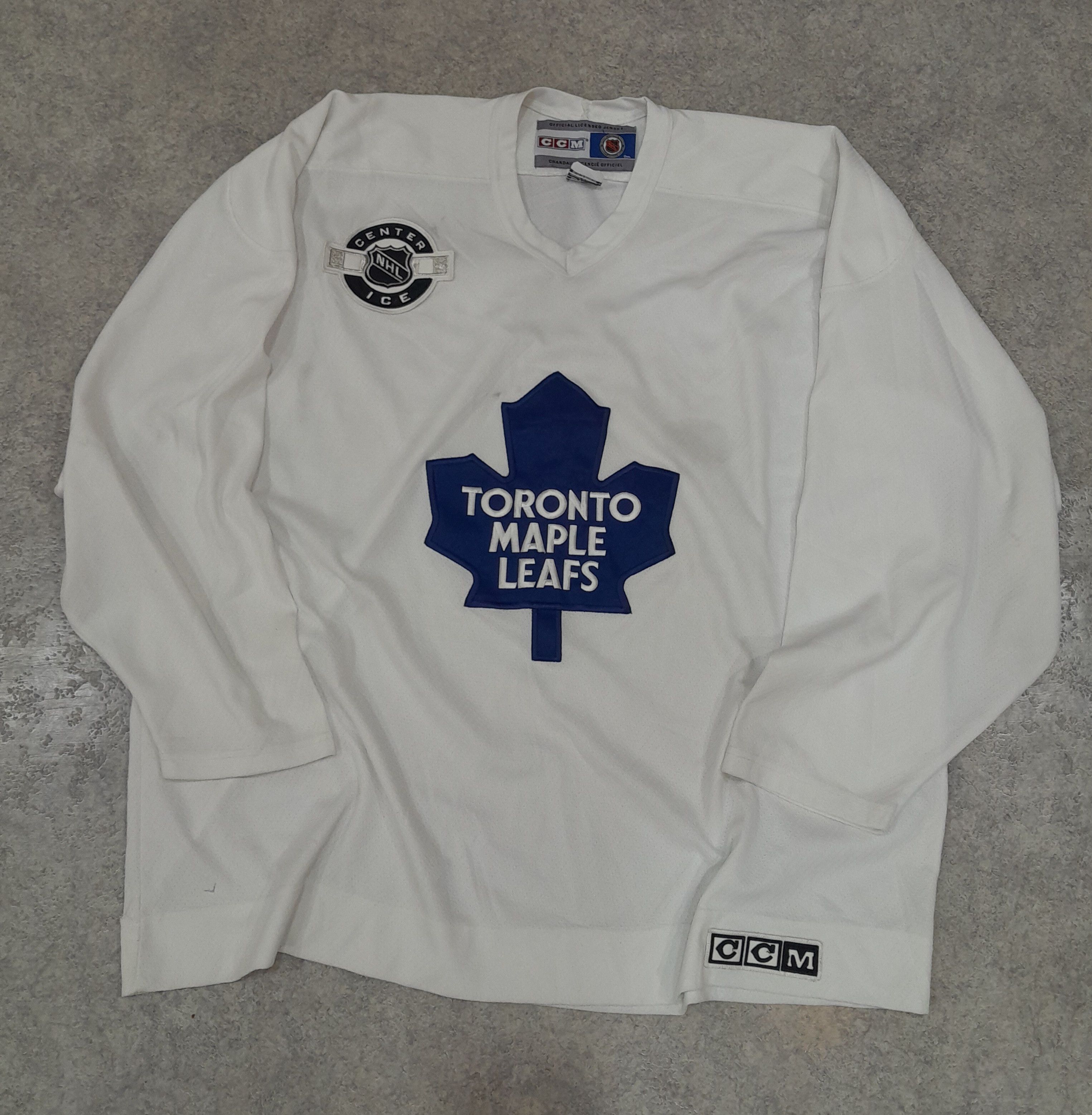 Ccm × NHL TORONTO MAPLE LEAFS Size US XXL / EU 58 / 5 - 1 Thumbnail