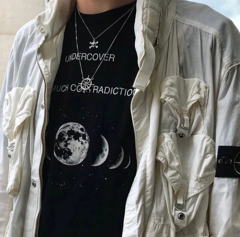Undercover Undercover Size3 moon short-sleeved shirt black tee T-shirt Size US M / EU 48-50 / 2 - 6 Thumbnail