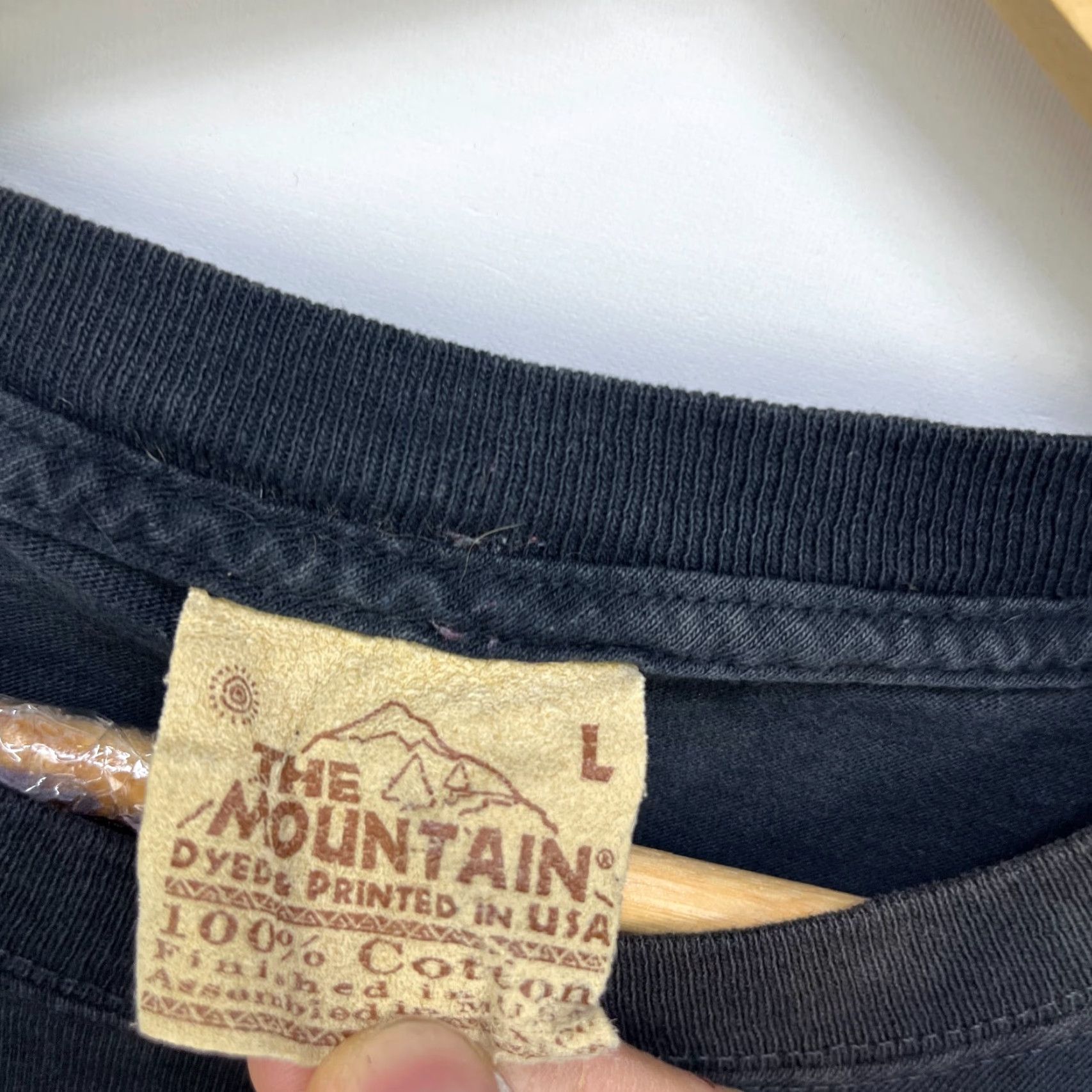 The Mountain VINTAGE The Mountain Dragon Flames Y2K Skater Mountain Graphic Shirt Large Size US L / EU 52-54 / 3 - 4 Thumbnail
