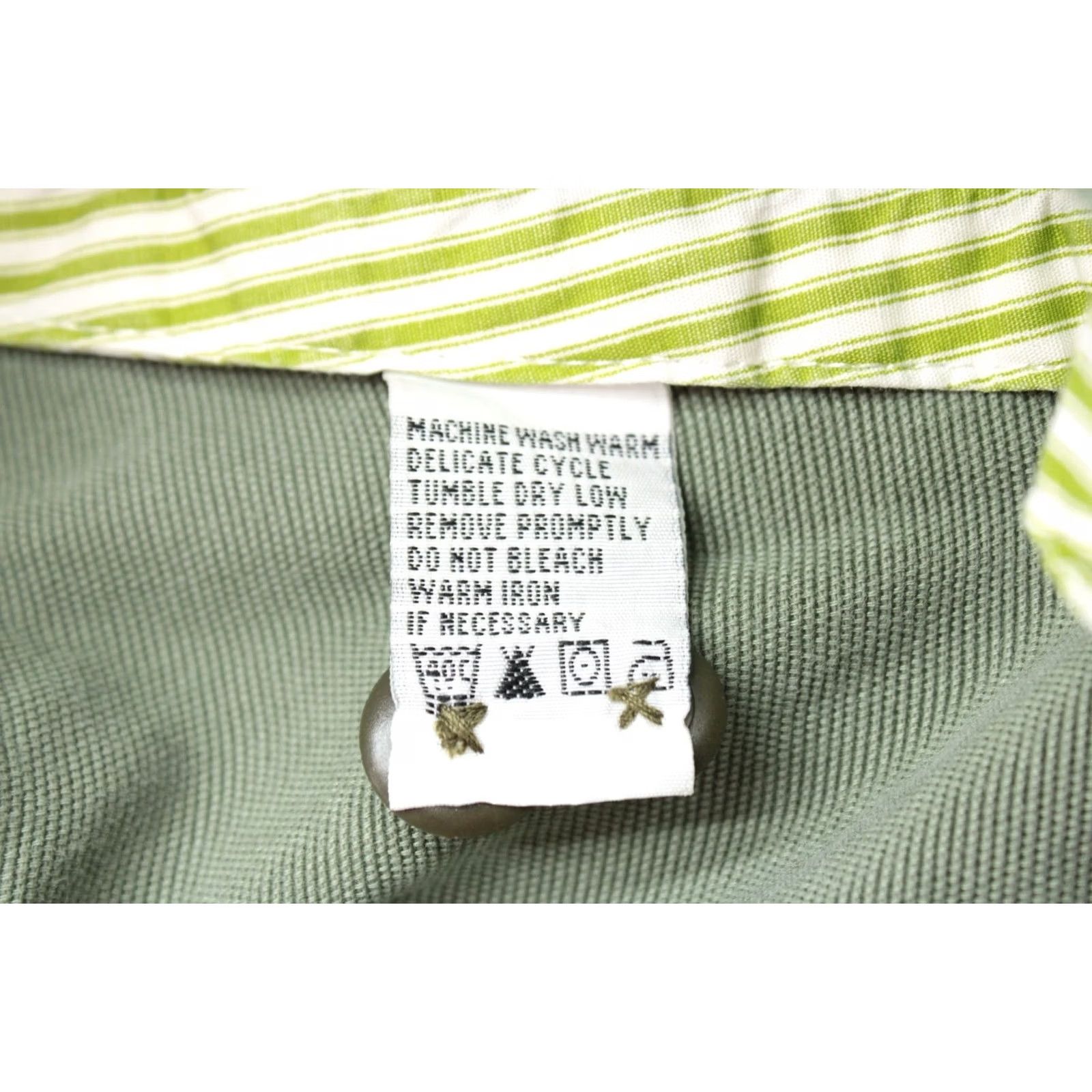 Tommy Bahama VINTAGE Tommy Bahama Cargo Shorts Mens 36 Green Relaxed Cotton Canvas 13 Inseam Pockets Cargo Beach Preppy 90s Mens Size US 36 / EU 52 - 7 Thumbnail