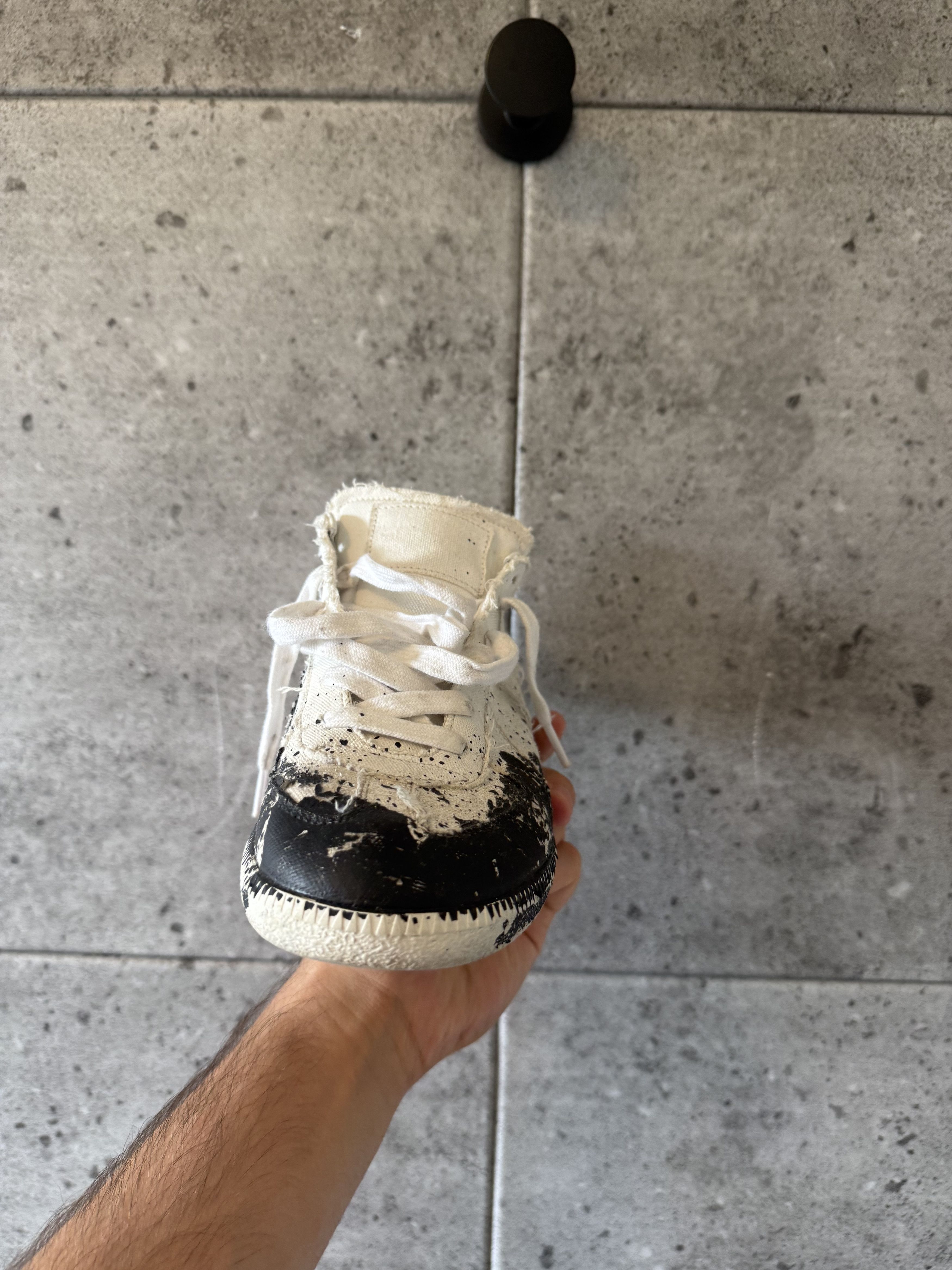 Maison Margiela Maison Margiela canvas paint splatter sneakers Size US 9 / EU 42 - 13 Thumbnail