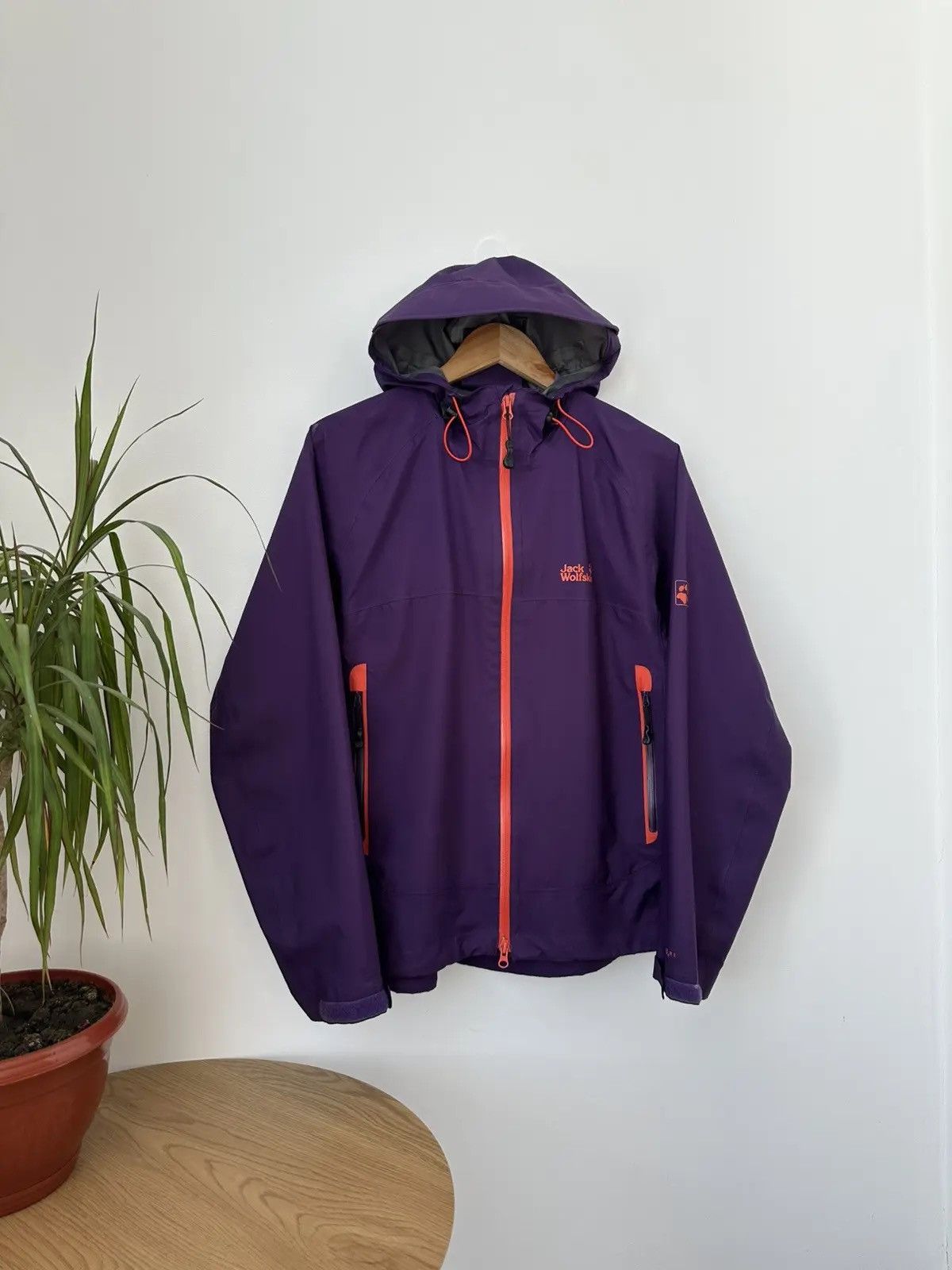 Jack Wolfskin Vintage Jack Wolfskin Outdoor Purple Women’s Jacket Size US XL / EU 56 / 4 - 4 Thumbnail
