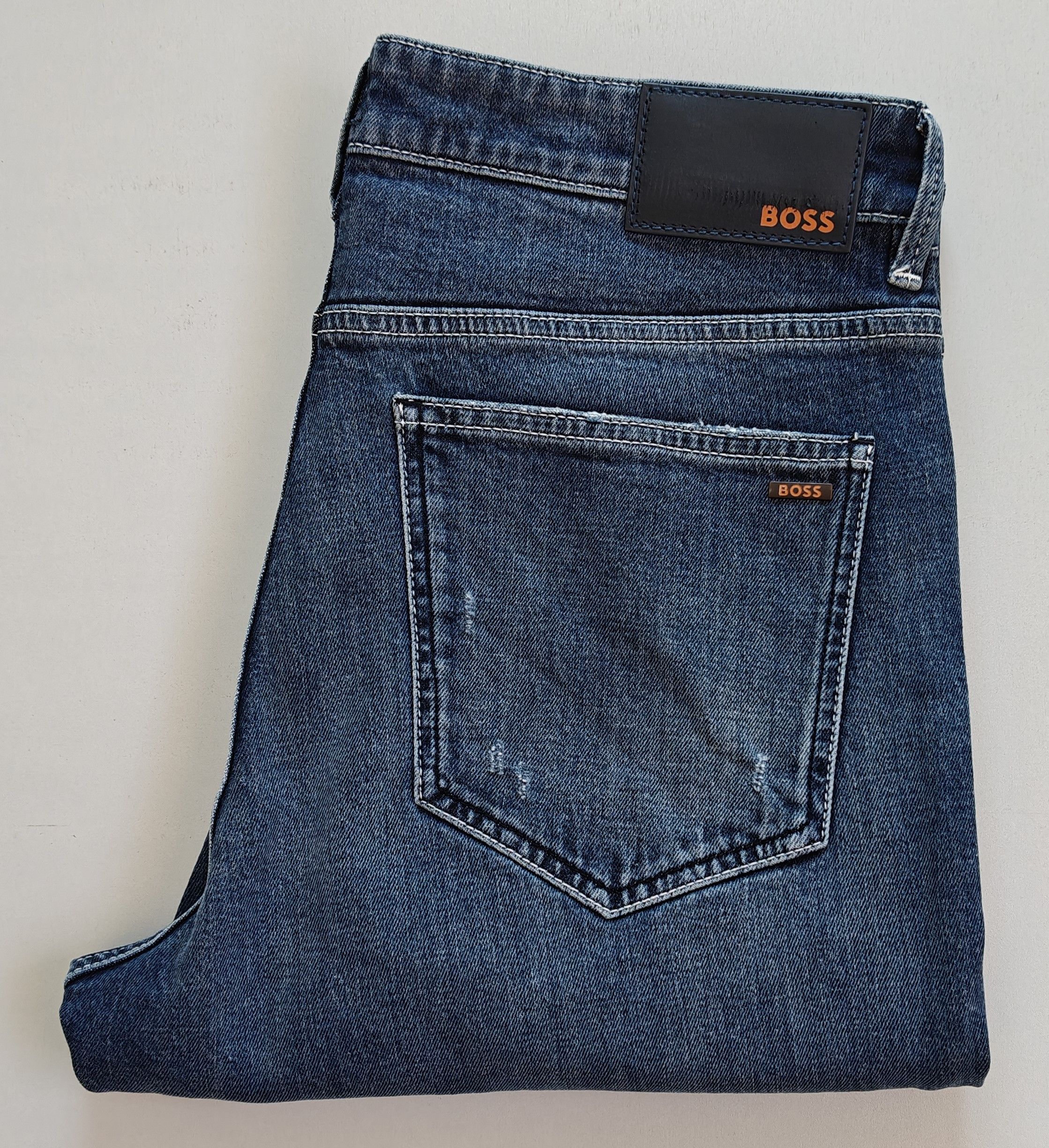 Hugo Boss HUGO BOSS RE.MAINE Regular fit Jeans Free Shipping T/6122 Size US 34 / EU 50 - 1 Thumbnail