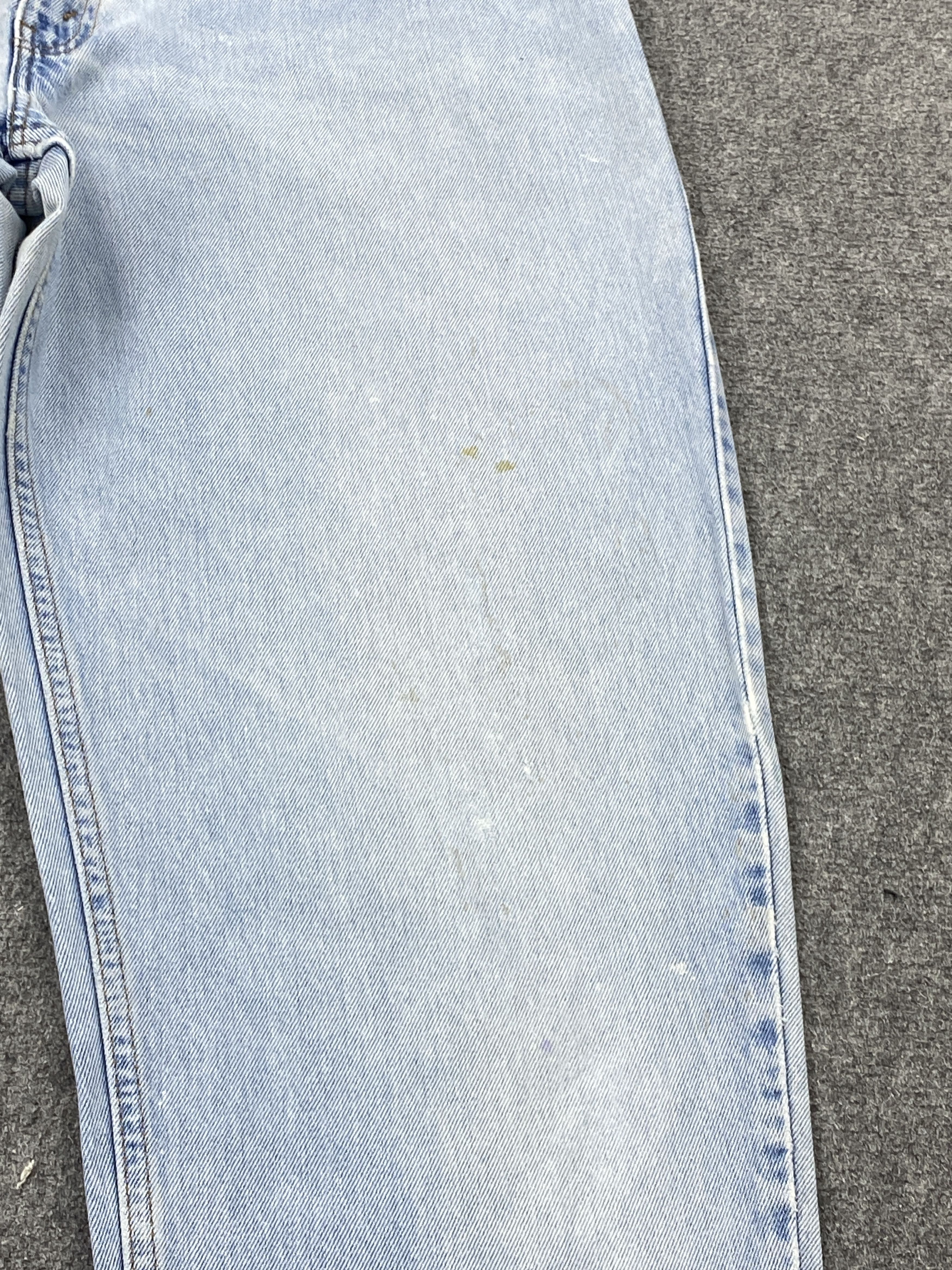 Levi's × Vintage Distressed Vintage 90s Levis 560 Light Wash Jeans DP2323 Size US 33 - 10 Thumbnail