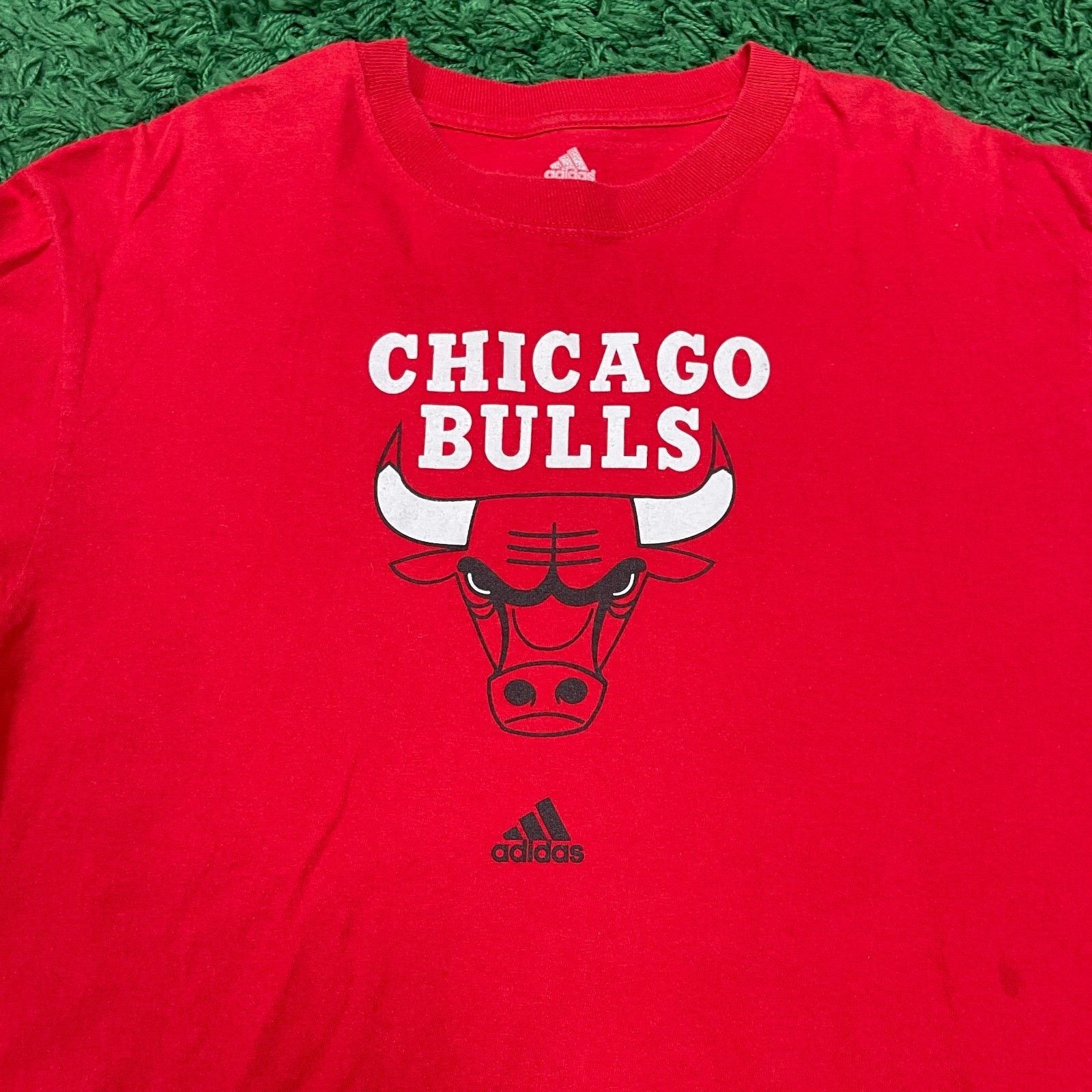 Adidas Adidas Chicago Bulls NBA Basketball Long Sleeve Red Tee Size US XL / EU 56 / 4 - 4 Thumbnail