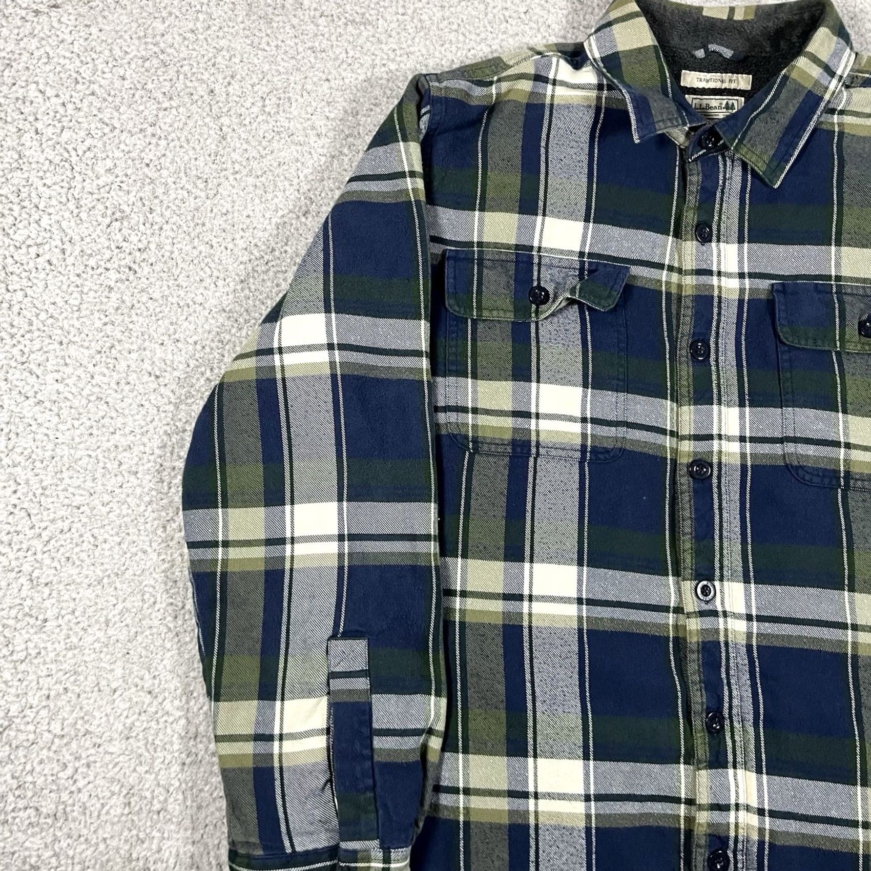 Vintage LL Bean Shirt Mens L Plaid Heavy Fleece Sherpa Lined Shacket Flannel Pockets Size US L / EU 52-54 / 3 - 5 Thumbnail