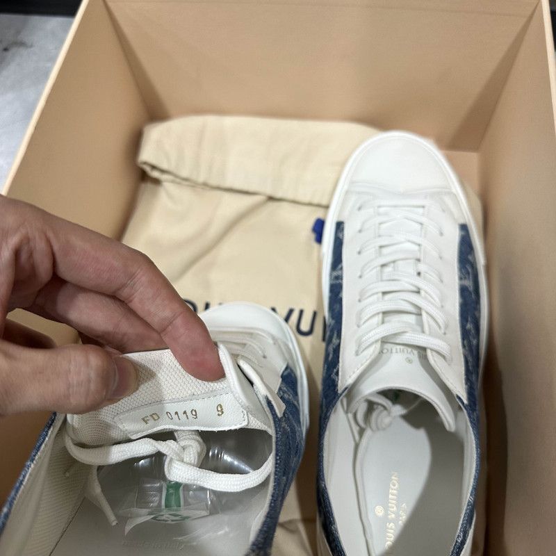 Louis Vuitton Louis Vuitton Blue and White Sneakers for Everyone - Size US 10 / EU 43 - 5 Thumbnail