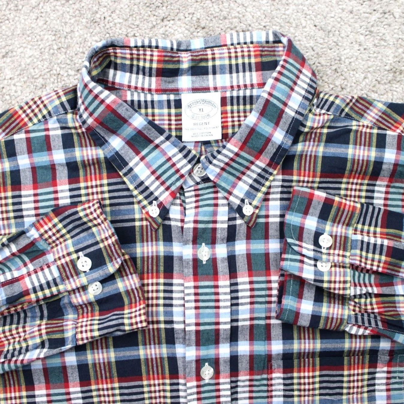 Brooks Brothers Brooks Brothers Regent Shirt Mens XL Red/Green Plaid 100% Cotton Long Sleeve Button-Up Size US XL / EU 56 / 4 - 2 Thumbnail