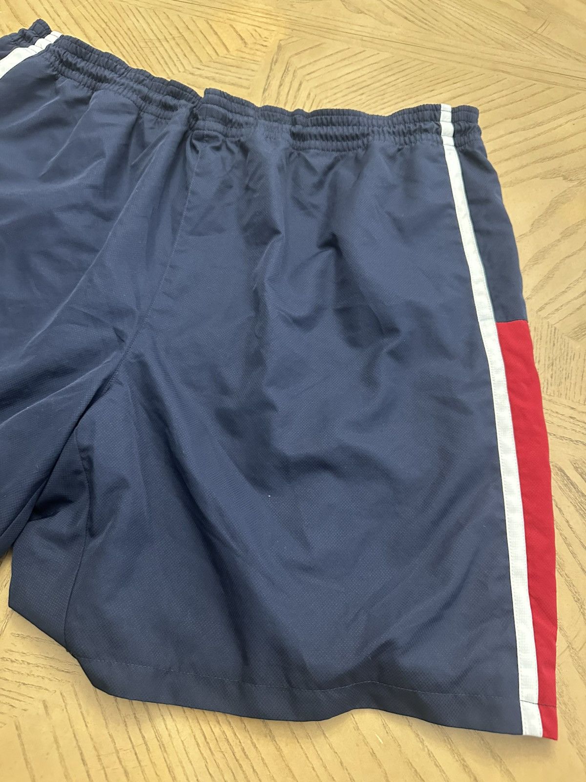 Lacoste Lacoste Men's Sporty Color Block Bermuda Shorts Size US 40 / EU 56 - 6 Thumbnail