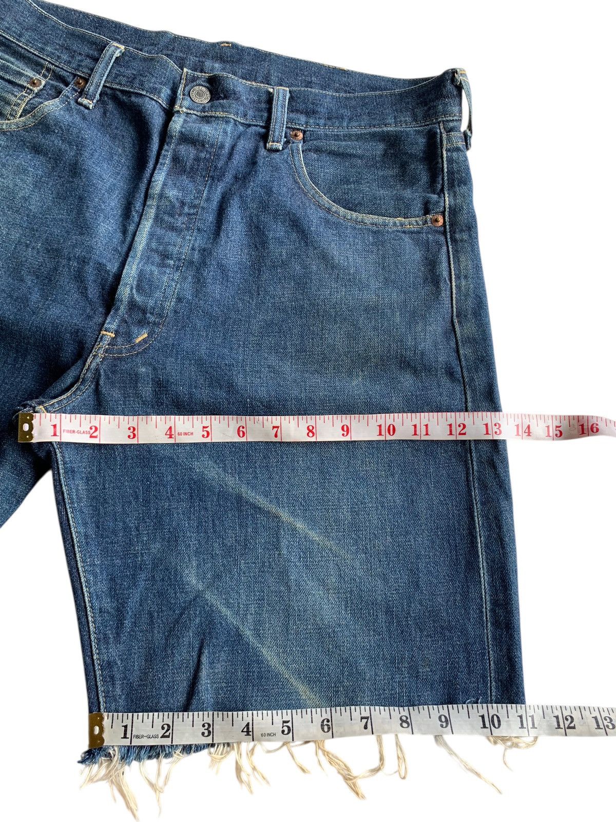 Levi's VINTAGE LEVIS BIG E SELVEDGE J22 BUTTON FLY SHORT DENIM Size US 34 / EU 50 - 16 Thumbnail