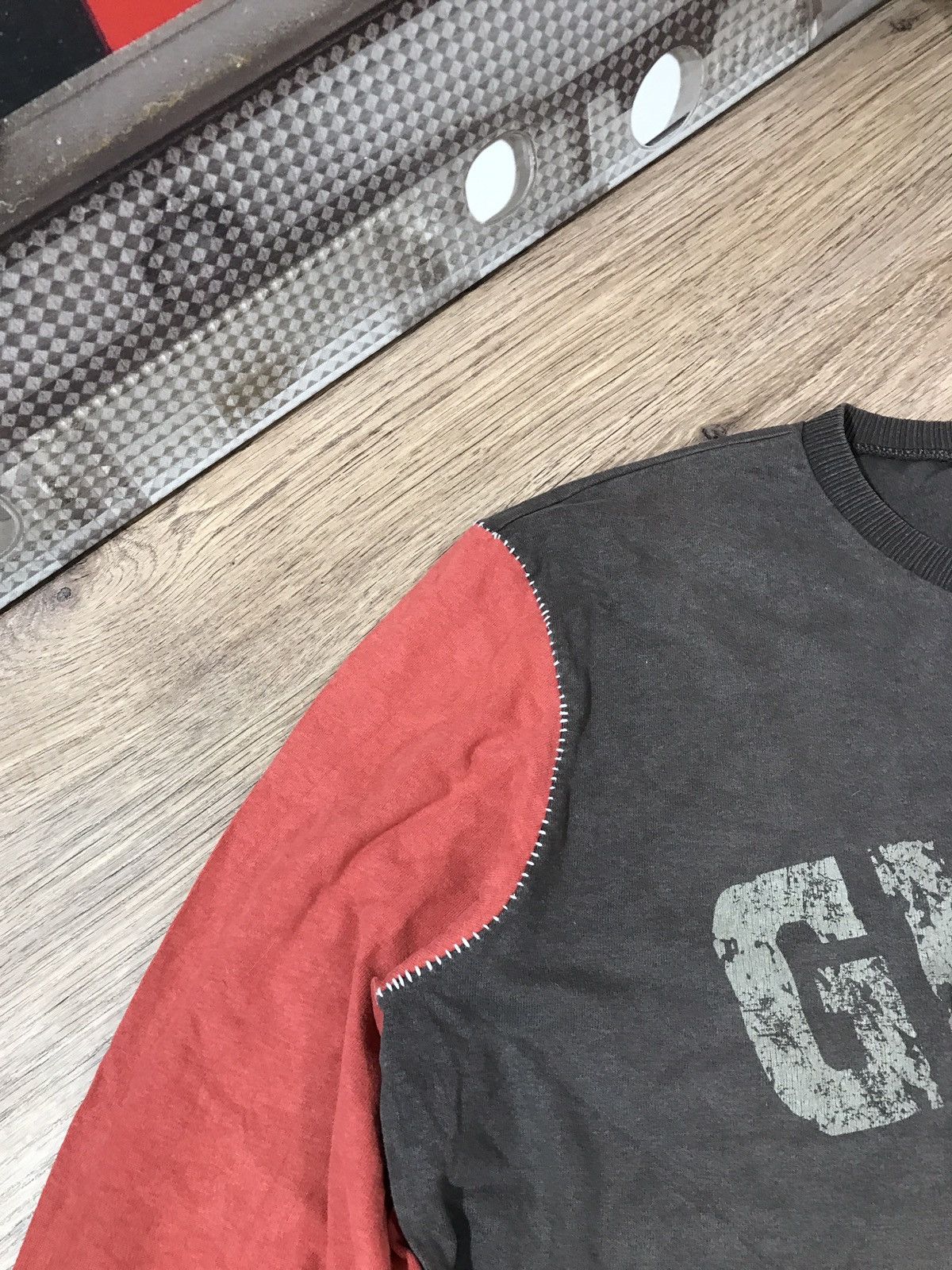 Guess Guess Vintage Sweatshirt Big Logo Size US XL / EU 56 / 4 - 3 Thumbnail