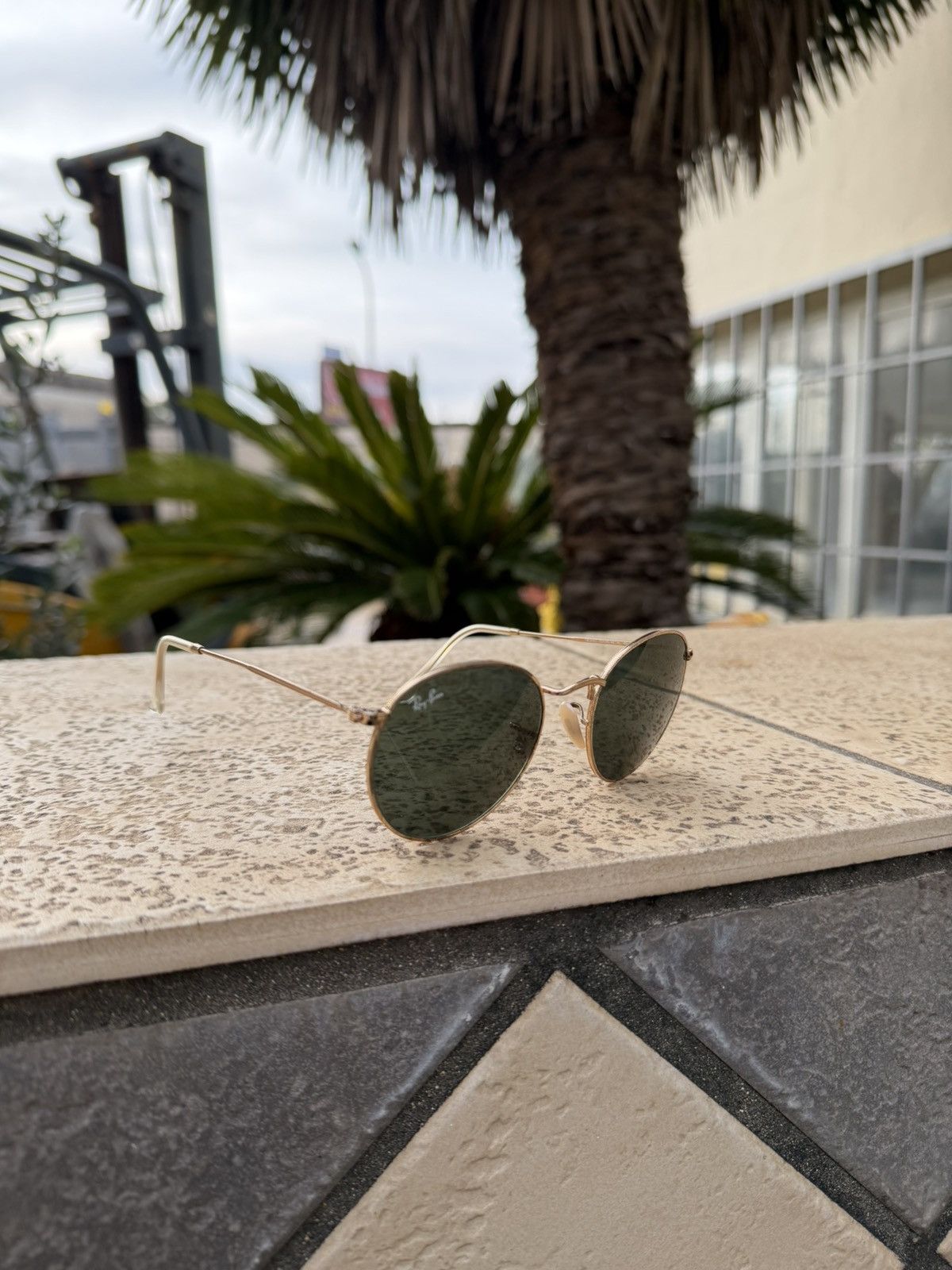 RayBan Sunglasses Gold RB 3447