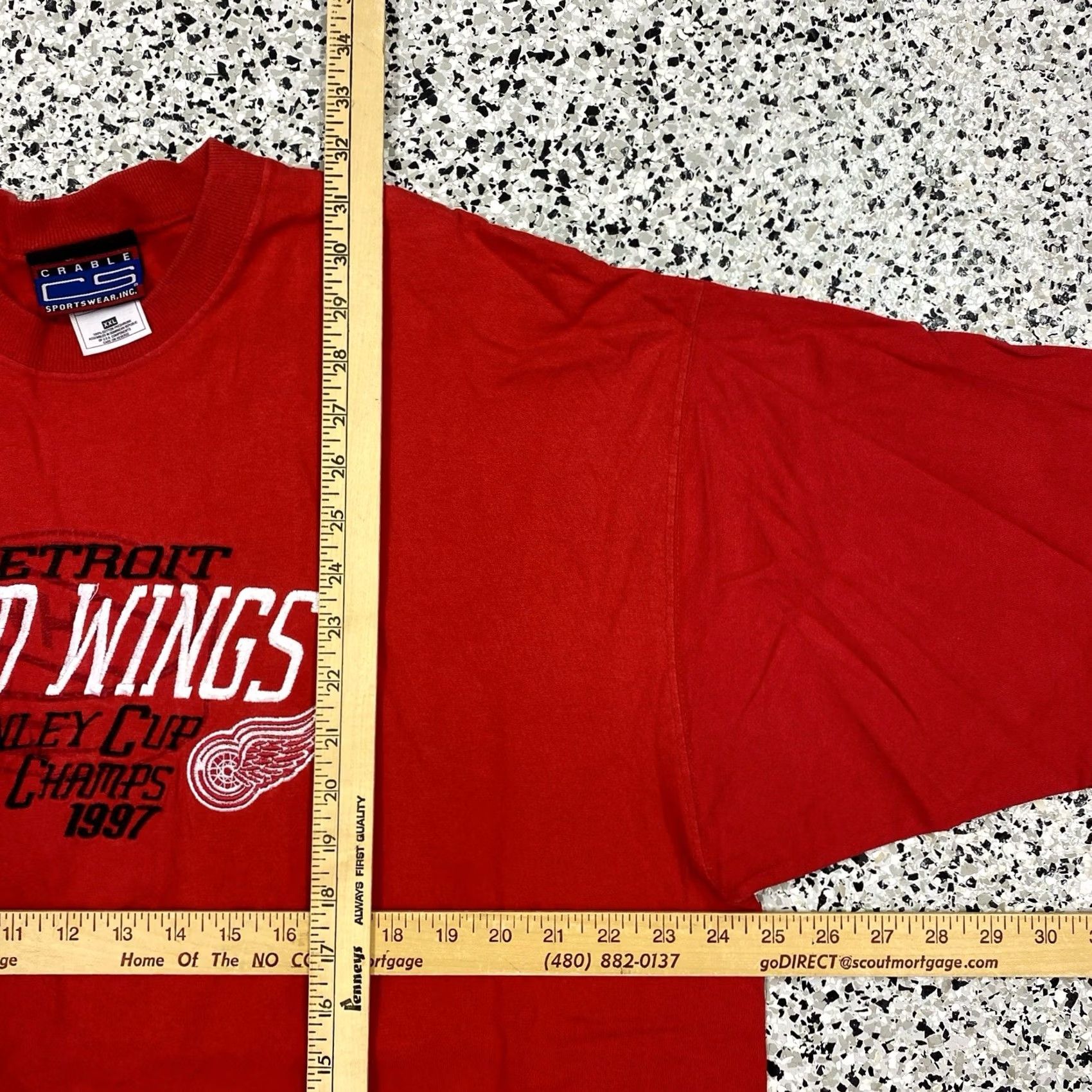 Vintage VINTAGE Detroit Red Wings T-Shirt 1997 Champions Crable Sportswear Size XXL Red Embroidered NHL Men Regular Short Sleeve Crew Neck Cotton Size US XXL / EU 58 / 5 - 3 Thumbnail