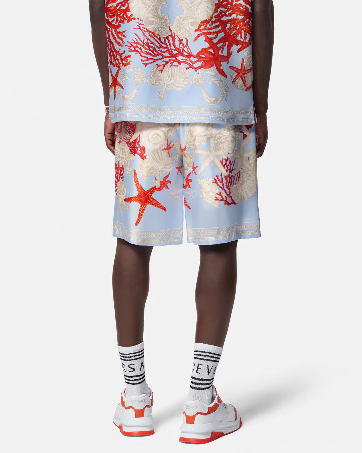 Versace o1s22i1n0125 Bermuda Short in Multicolor Size US 34 / EU 50 - 5 Thumbnail