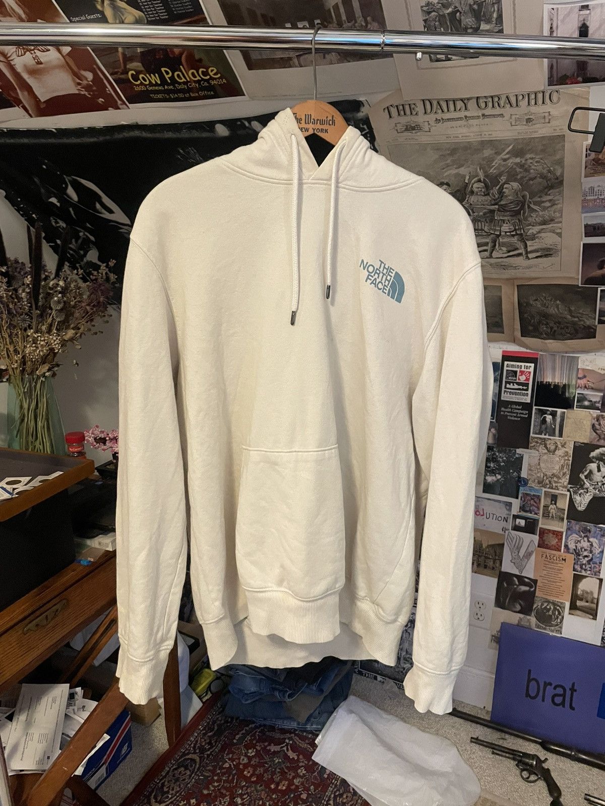 The North Face North face hoodie creme color Size US L / EU 52-54 / 3 - 1 Thumbnail