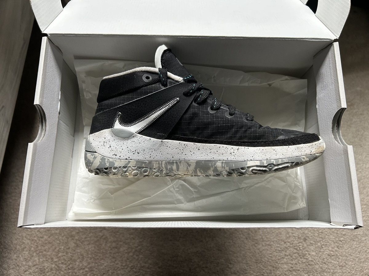 Nike KD 13 Black Grey Size US 7 / EU 40 - 4 Thumbnail