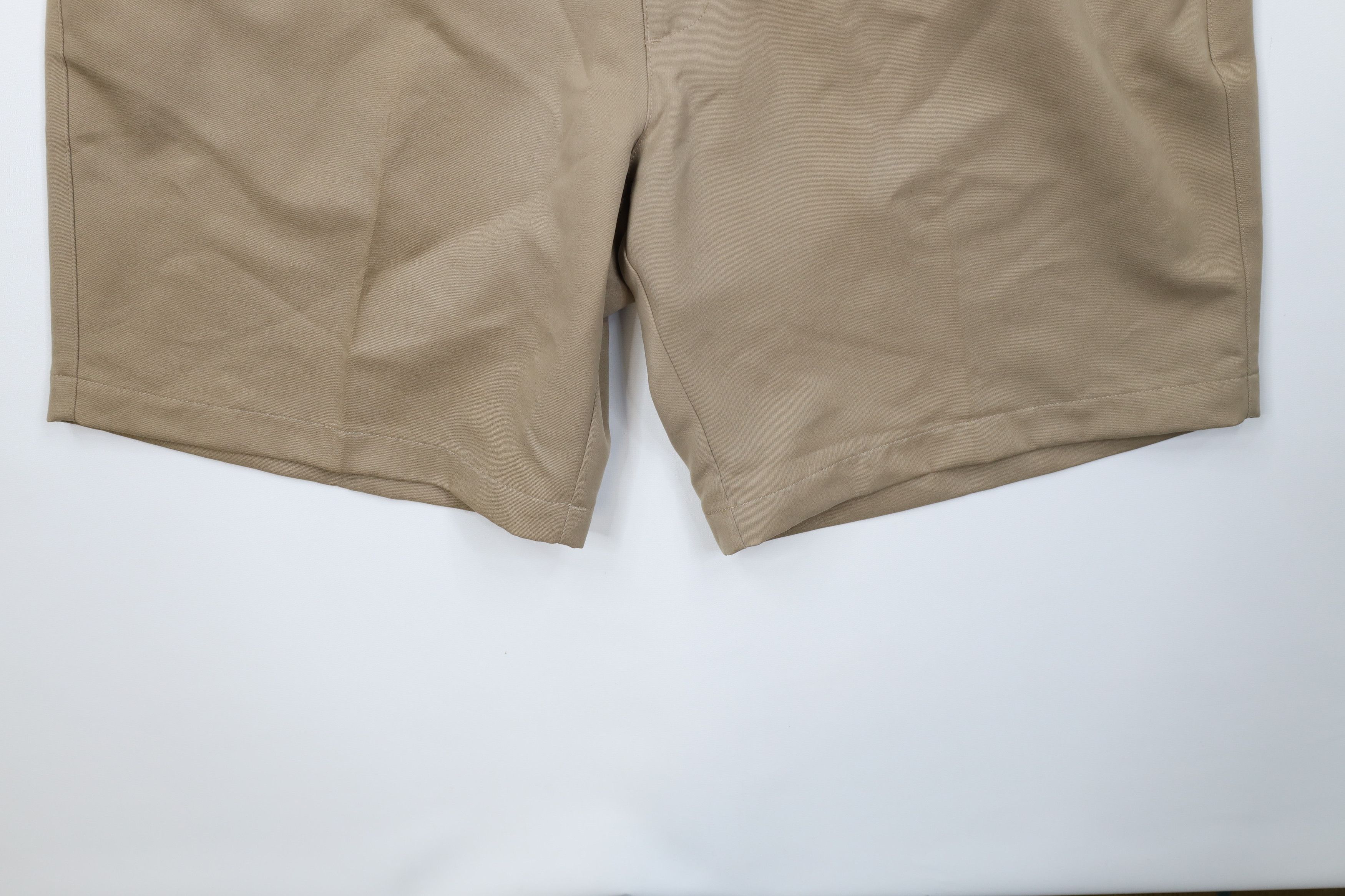 Vintage Deadstock Vintage Y2K Streetwear Golf Chino Shorts Size US 38 / EU 54 - 4 Thumbnail