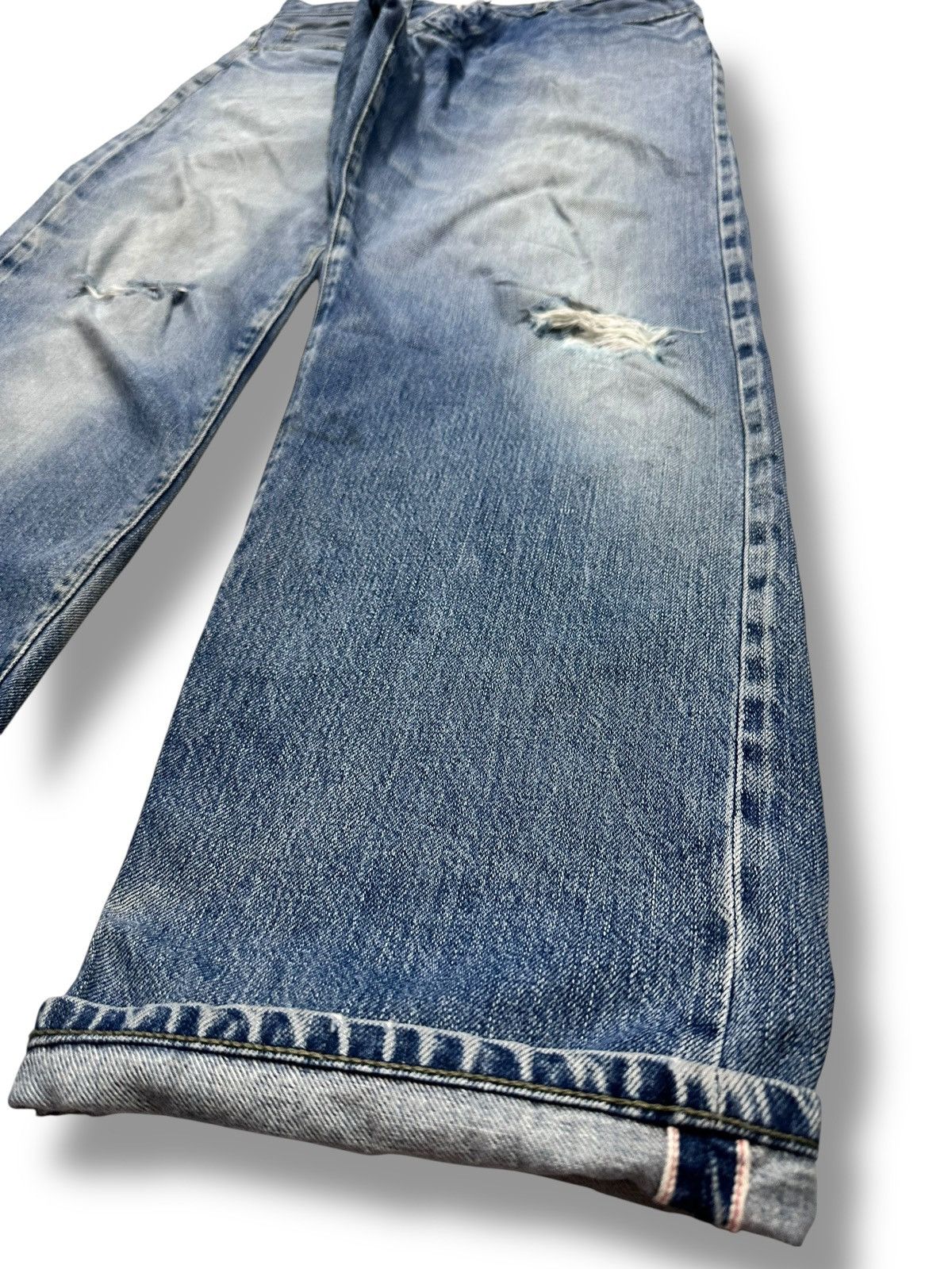 Japanese Brand Complete Finesse Japan Distressed Selvage Jeans With Faded Size US 33 - 18 Thumbnail