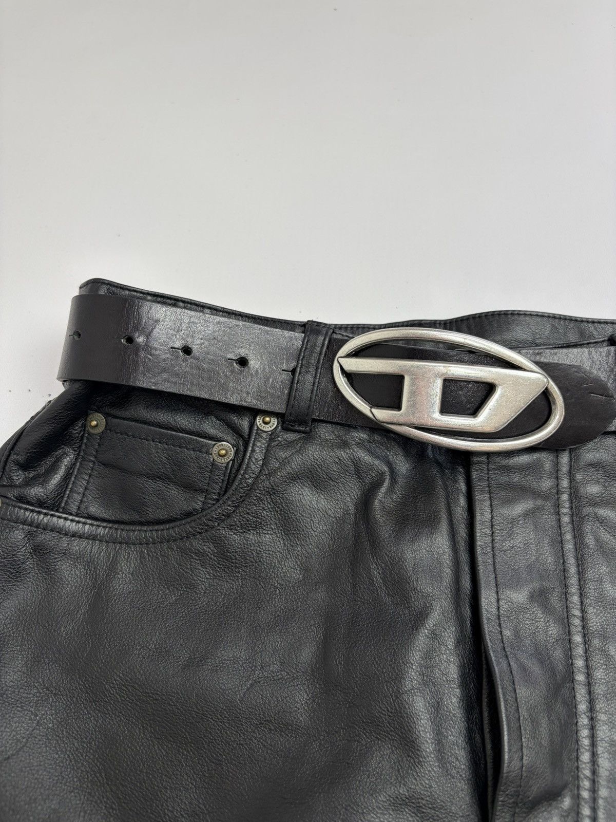 Diesel Vintage y2k Diesel Oval Logo Leather Belt Statement Buckl Size ONE SIZE - 3 Thumbnail