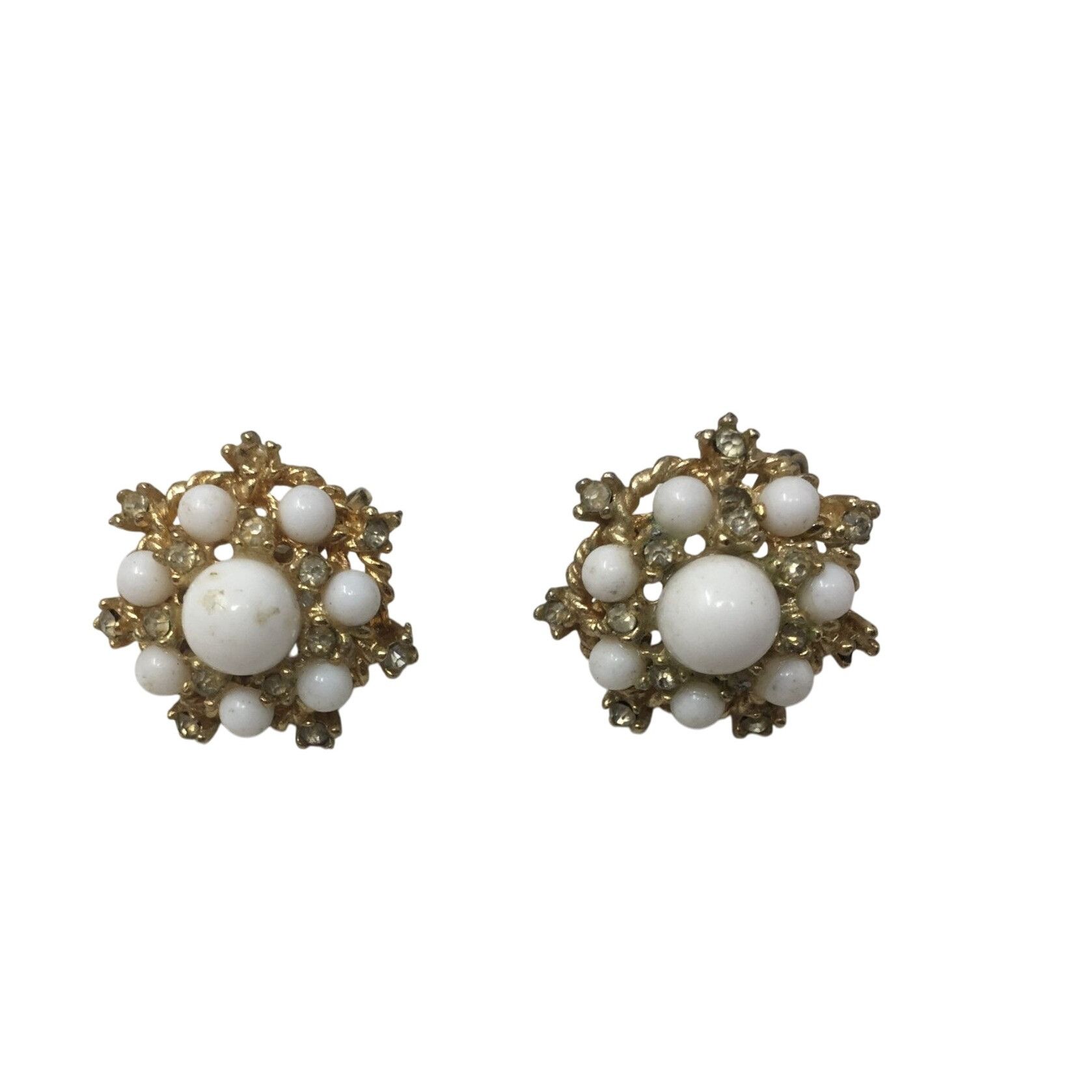 Other Vintage Women's Gold tone Screw Back Earrings with White Fau Size ONE SIZE - 1 Thumbnail