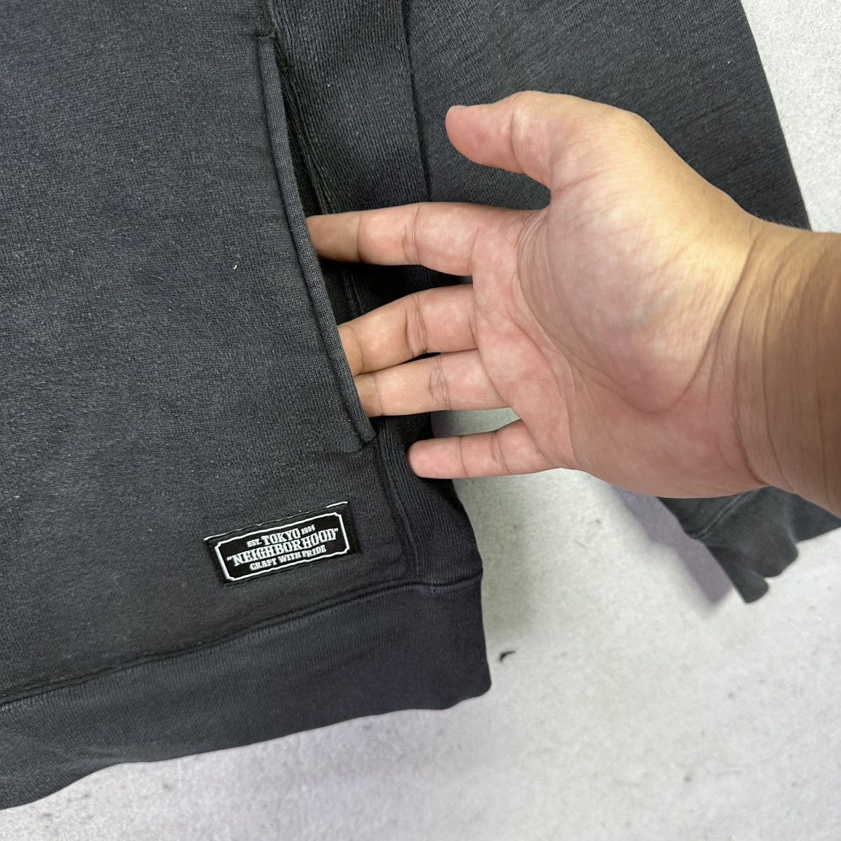 Neighborhood Vintage Neighborhood Tokyo Japan Sweatshirt Size US L / EU 52-54 / 3 - 7 Thumbnail