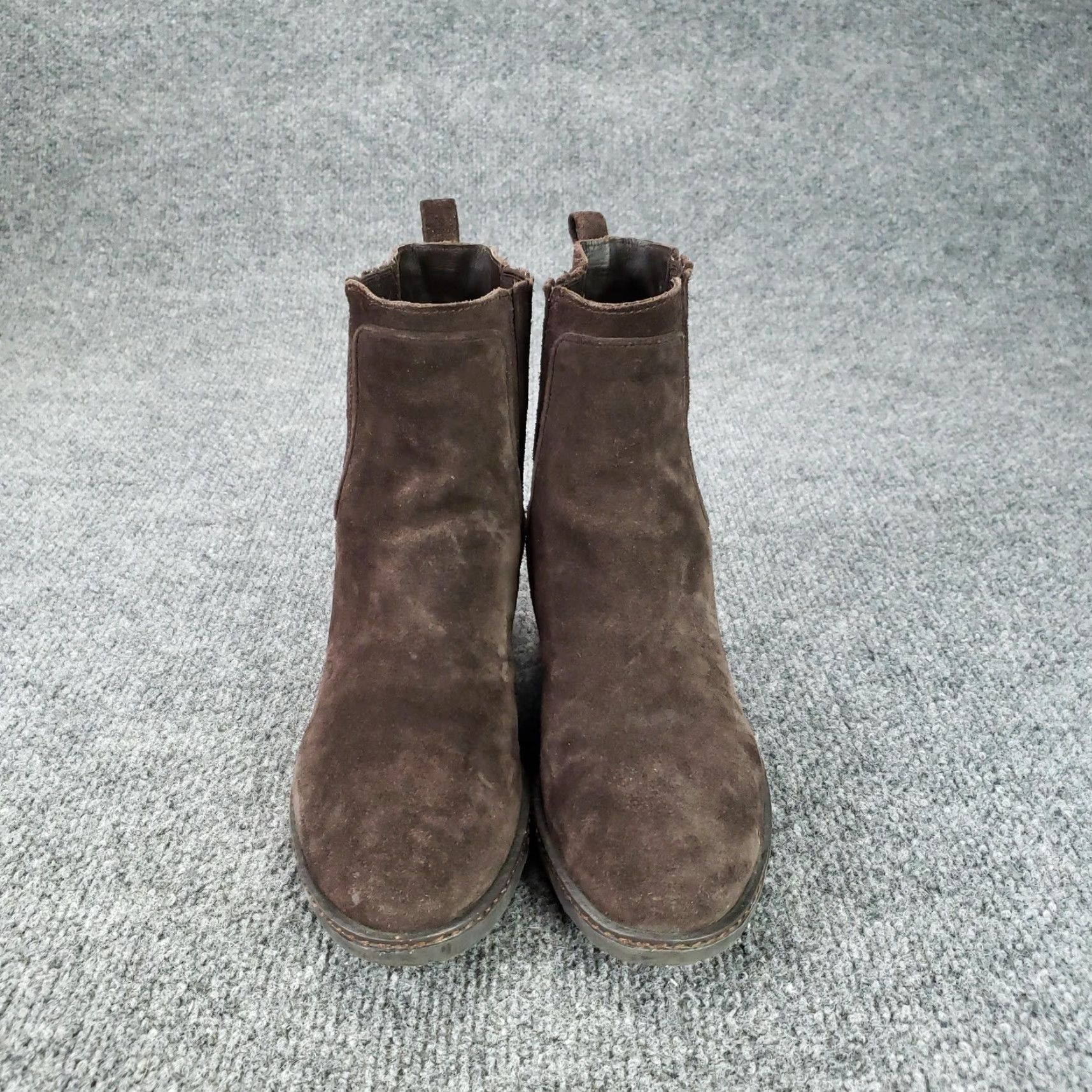 Vintage Via Spiga Boots Women Size 6 Brown Suede Chelsea Ankle Lug Sole Booties Size US 6 / IT 36 - 2 Thumbnail