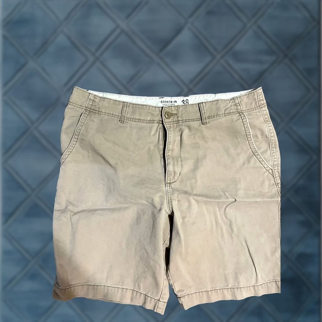 Old Navy OLD NAVY Casual SHORTS Beige Khaki Cotton Knit Men Size 38 Broken In Size US 38 / EU 54 - 1 Thumbnail