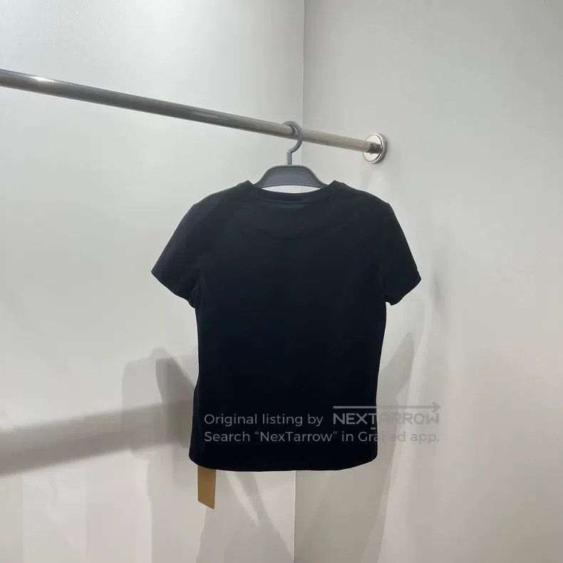 Hermes Hermes Floral Logo Printed Round Neck Short Sleeve Size XS / US 0-2 / IT 36-38 - 2 Thumbnail
