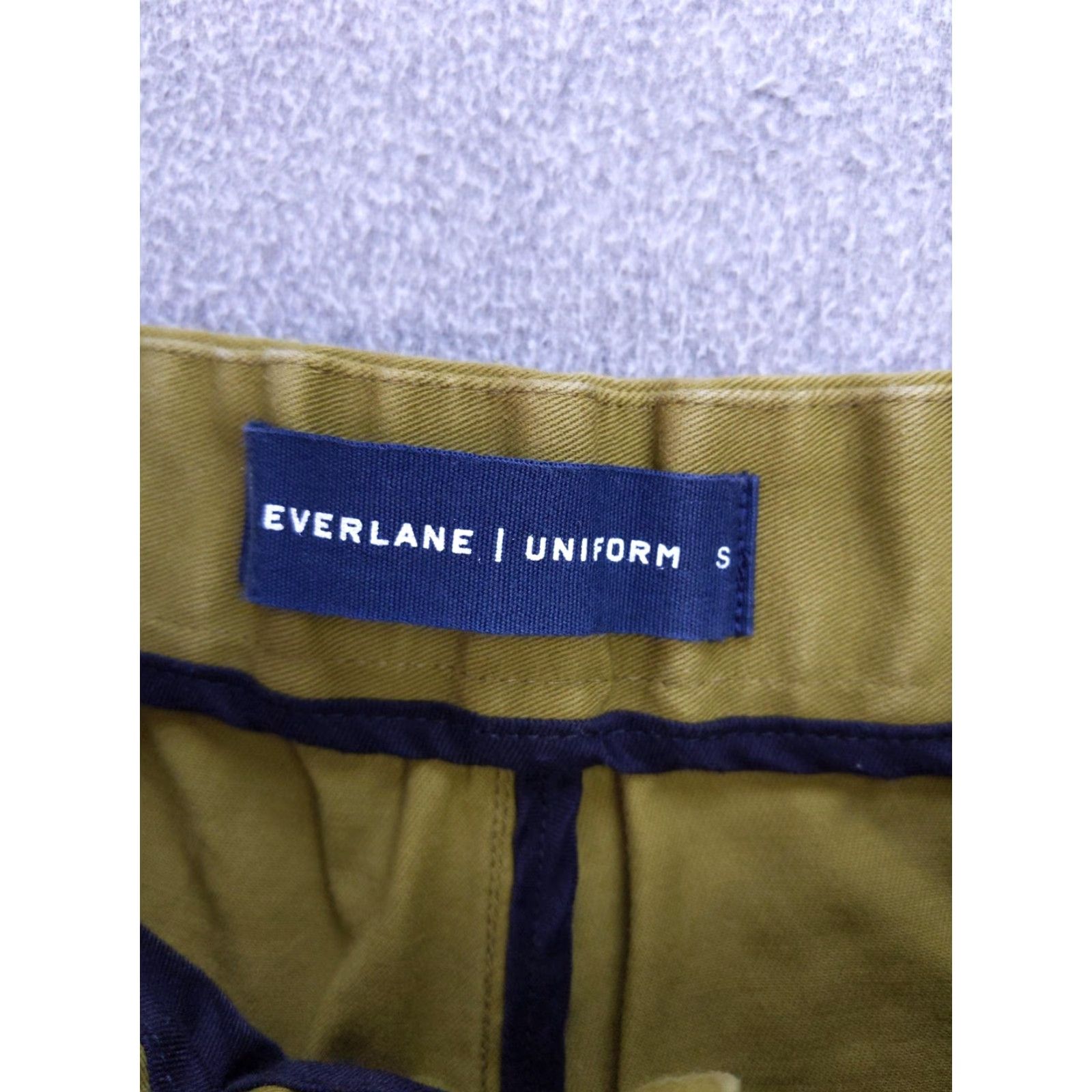 Everlane Everlane Uniform Shorts Mens Small Olive Green Stretch Casual Elastic Waist Pockets Size US 29 - 2 Thumbnail
