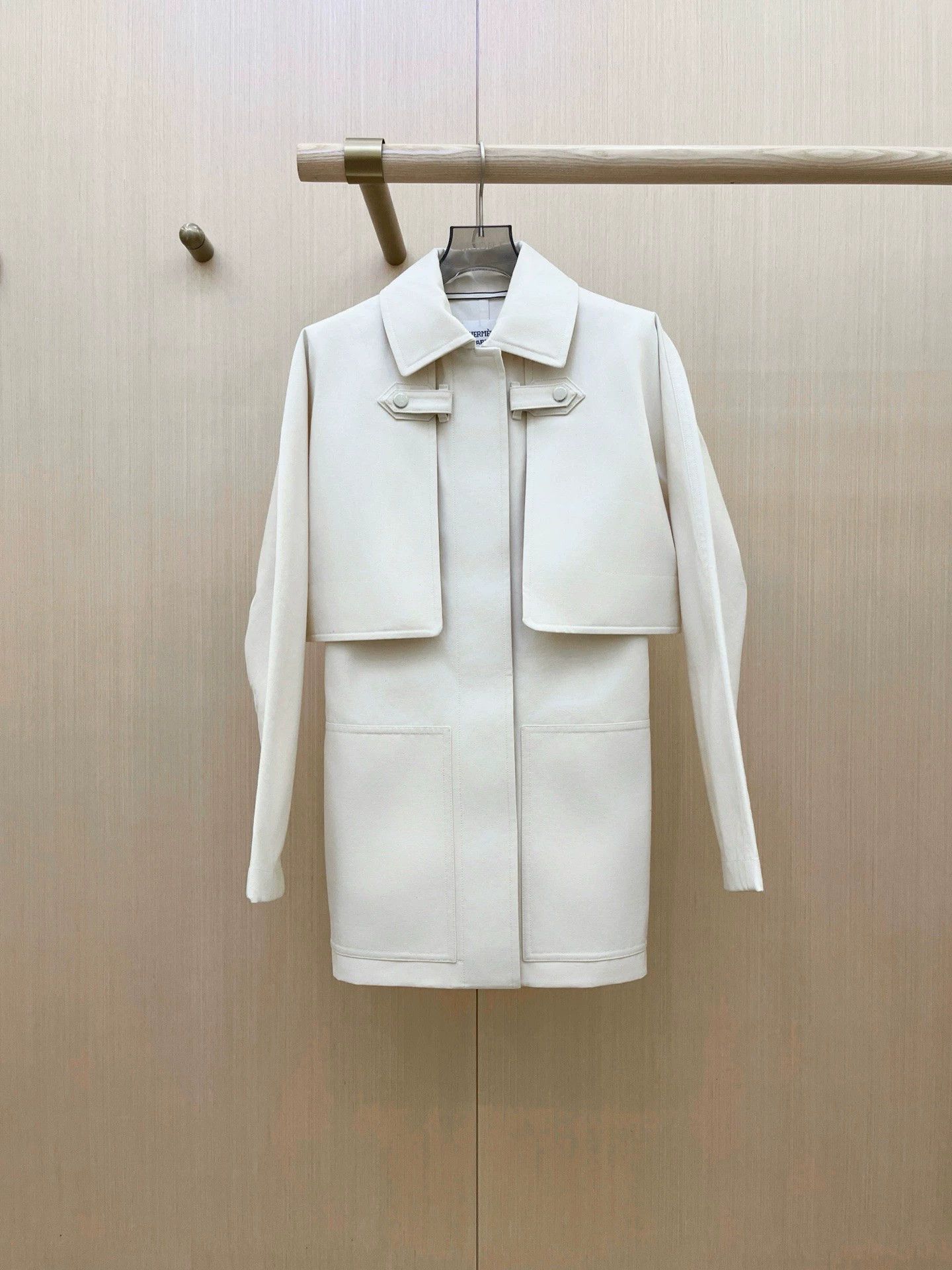 Hermes Hermes White Denim Jacket 36 with Stains Size XS / US 0-2 / IT 36-38 - 1 Thumbnail