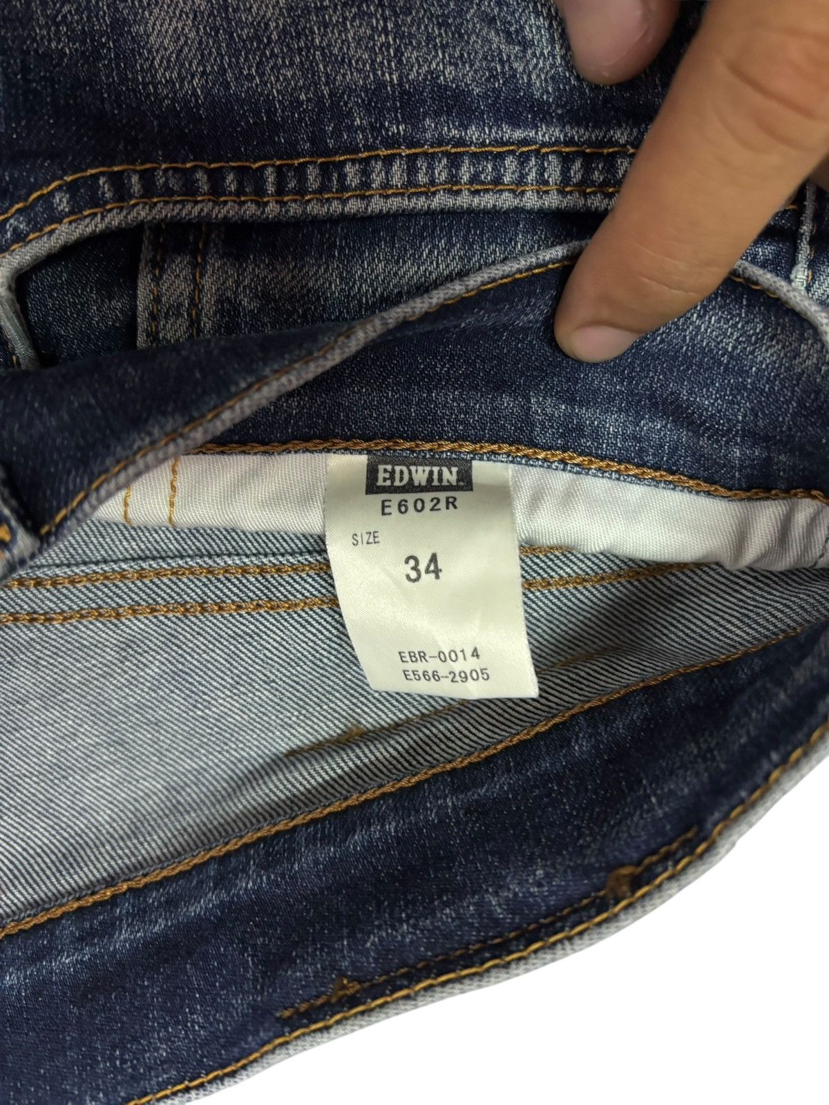 Edwin Vtg Edwin Japan 602 Distressed Jeans Size US 32 / EU 48 - 11 Thumbnail