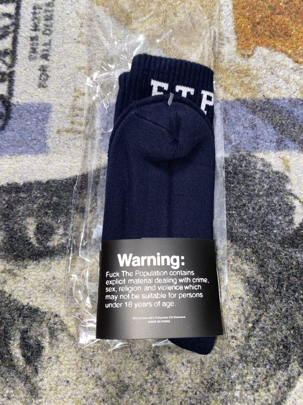 Fuck The Population Fuck The Population Bear Crew Socks Navy Size ONE SIZE - 2 Thumbnail