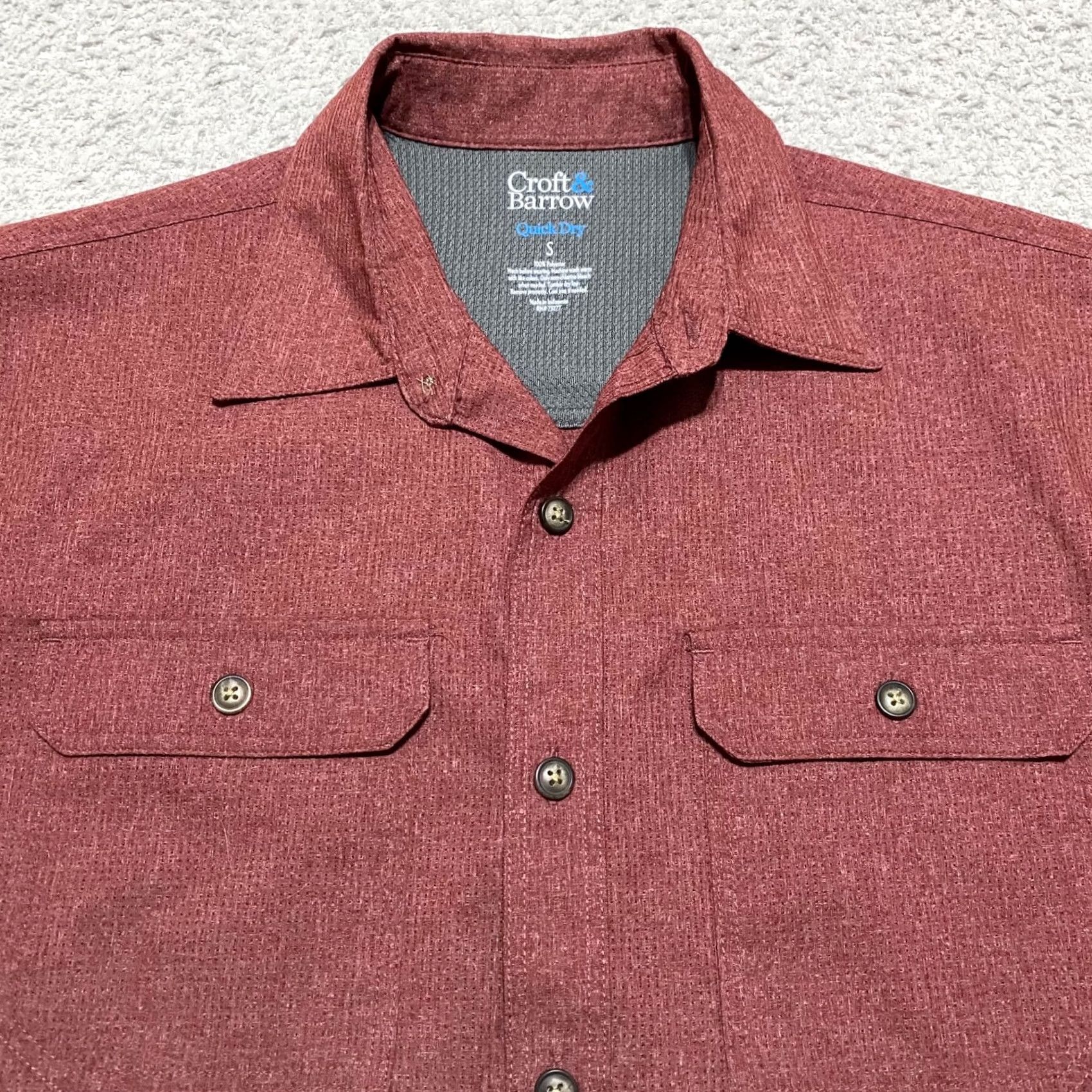 Croft & Barrow Croft & Barrow Mens Small Shirt Red Button-Front Quick Dry Vented Outdoor Size US S / EU 44-46 / 1 - 5 Thumbnail