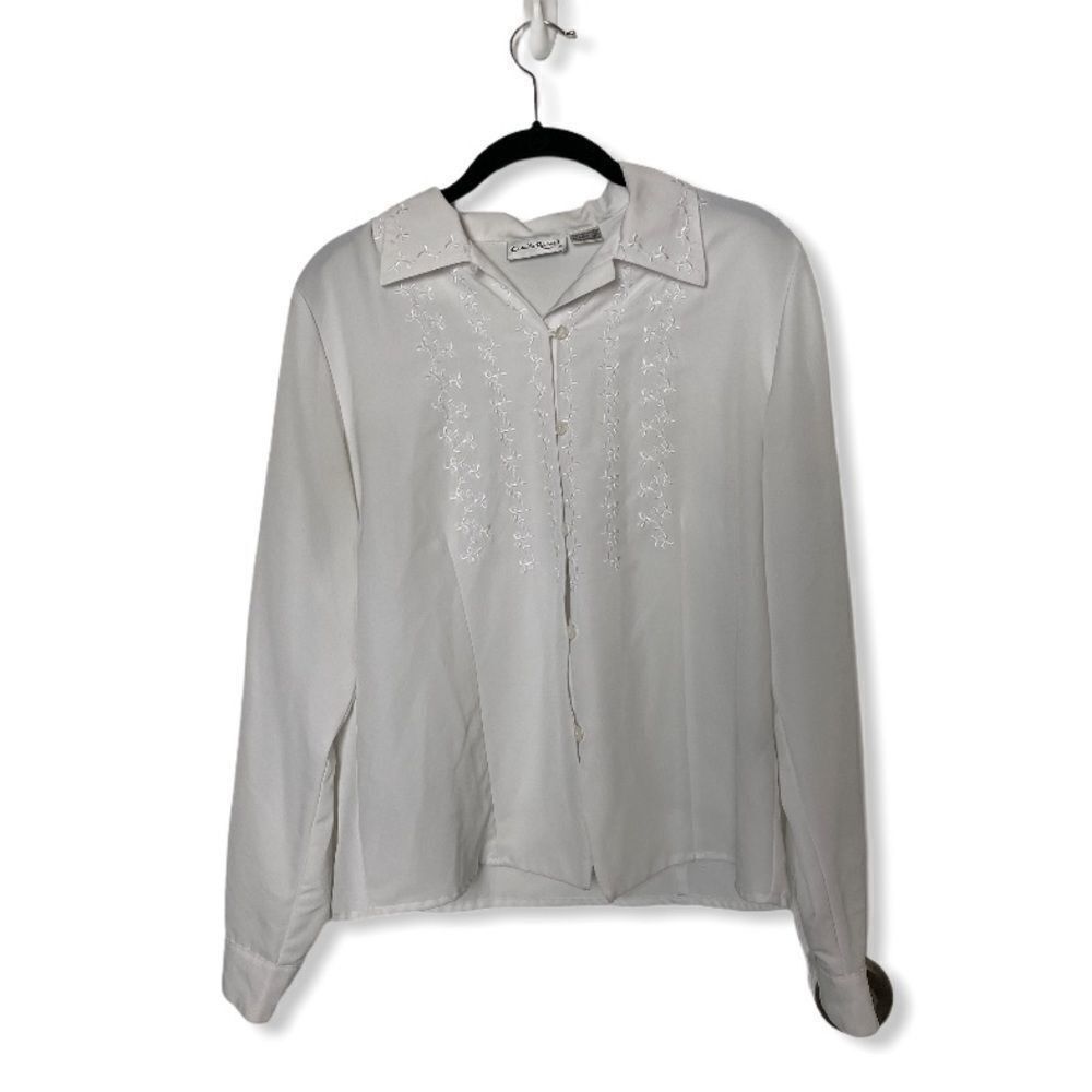 Other Claudia Richard White Button Down Blouse with Embroidered Fr Size M / US 6-8 / IT 42-44 - 2 Thumbnail