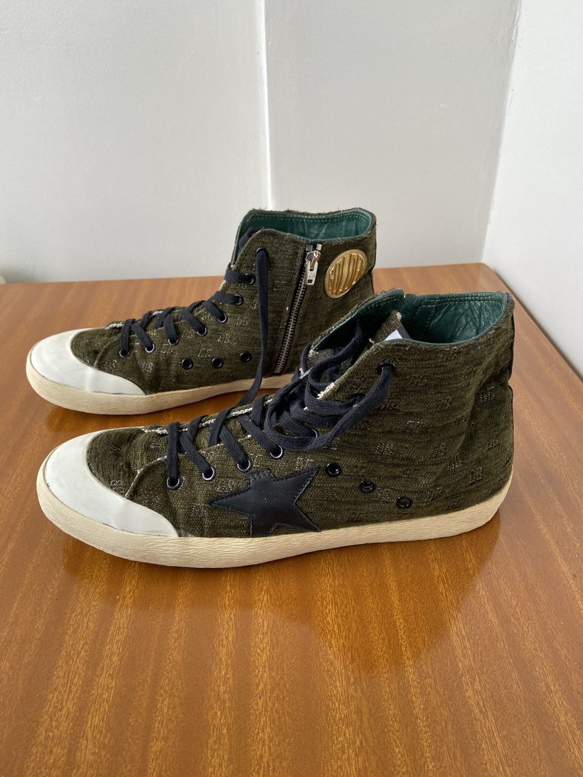 Golden Goose Golden Goose Size US 11 / EU 44 - 1 Thumbnail