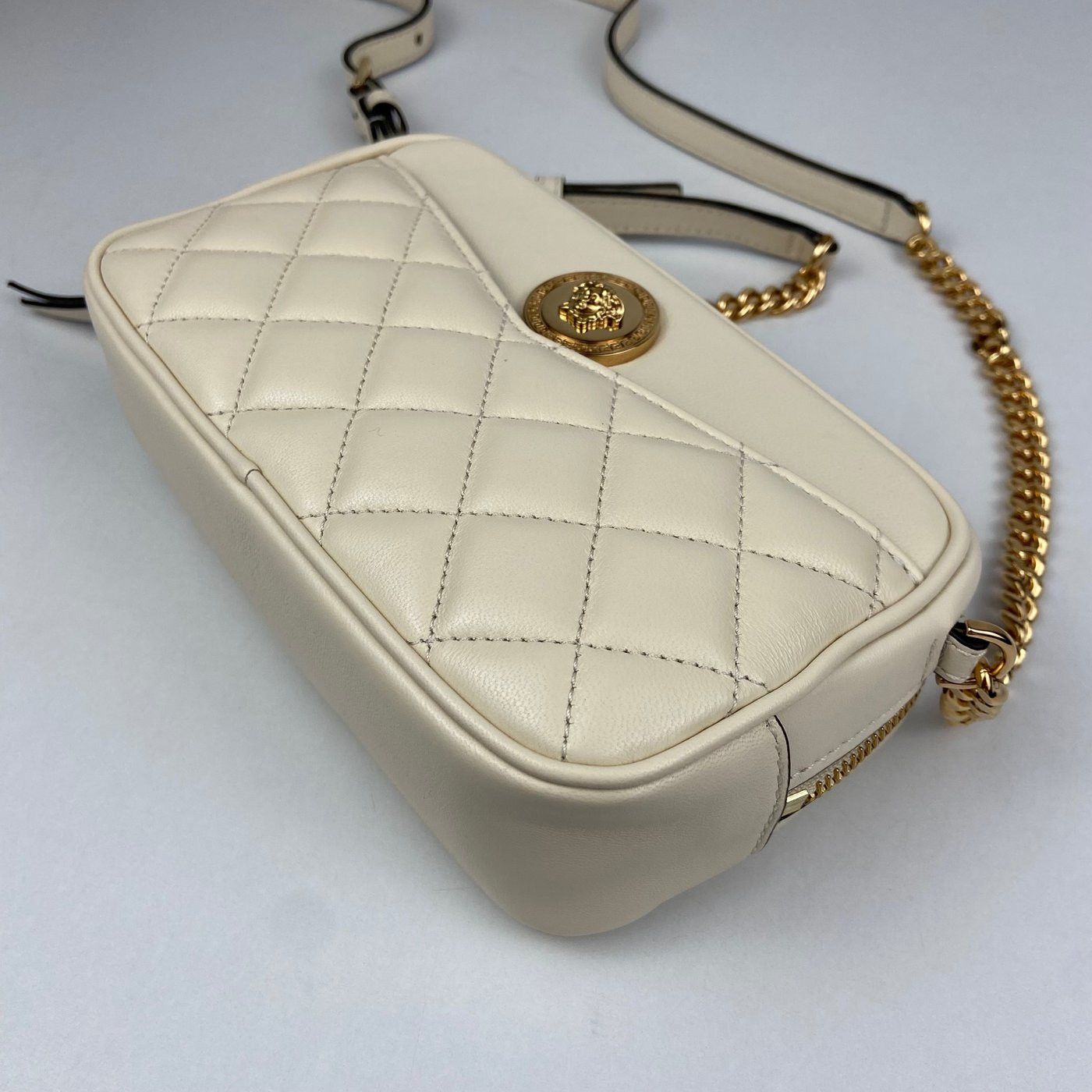 Versace VERSACE Quilted Shoulder Bag Size ONE SIZE - 10 Thumbnail