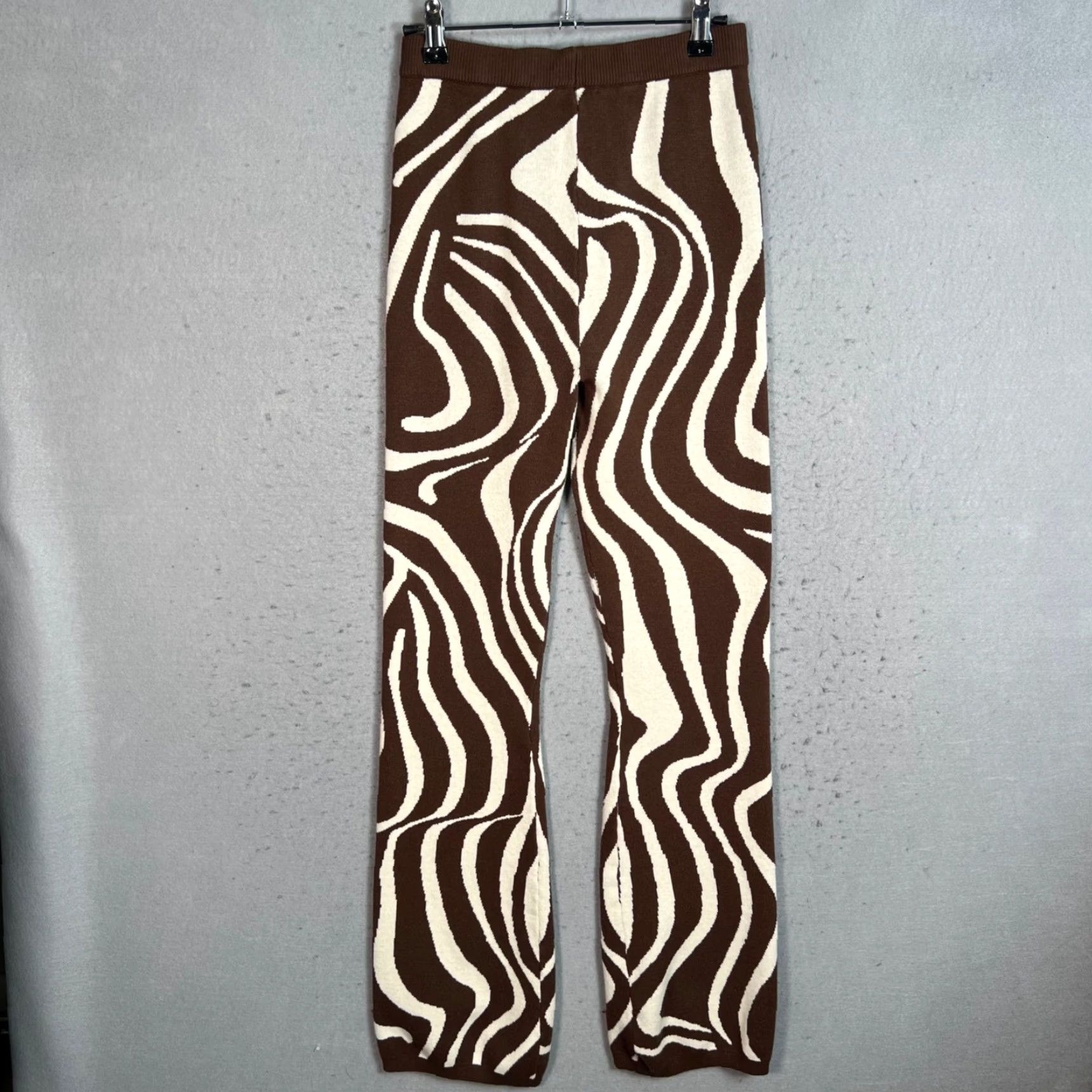 Vintage Bailey Rose Womens Size Small Knit Pants Brown & Cream Abstract Zebra Print Pants Small Brown Bailey Rose Womens Ankle Straight 33in Inseam 25in Waist Size 28" / US 6 / IT 42 - 2 Thumbnail