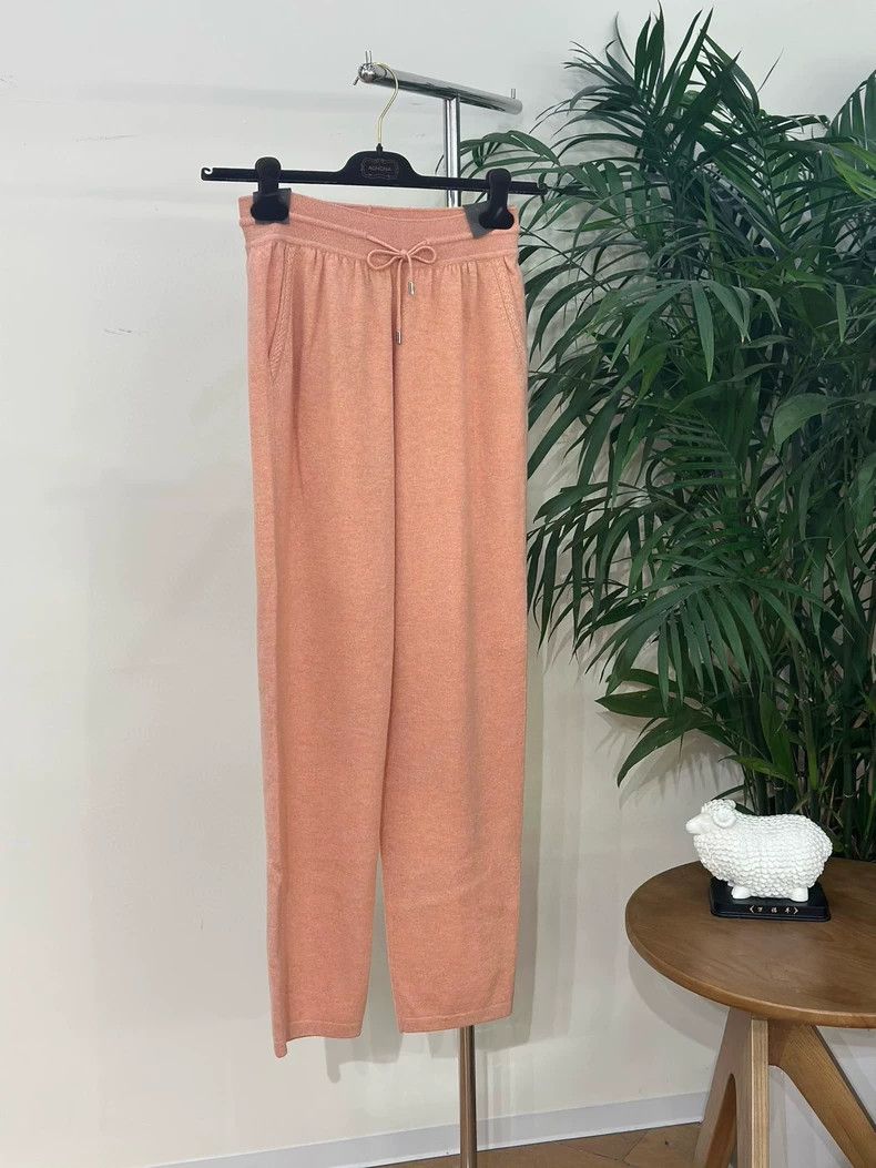 Loro Piana LORO PIANA Spendy knitted cashmere trousers Size 25" / US 0 / IT 36 - 1 Thumbnail