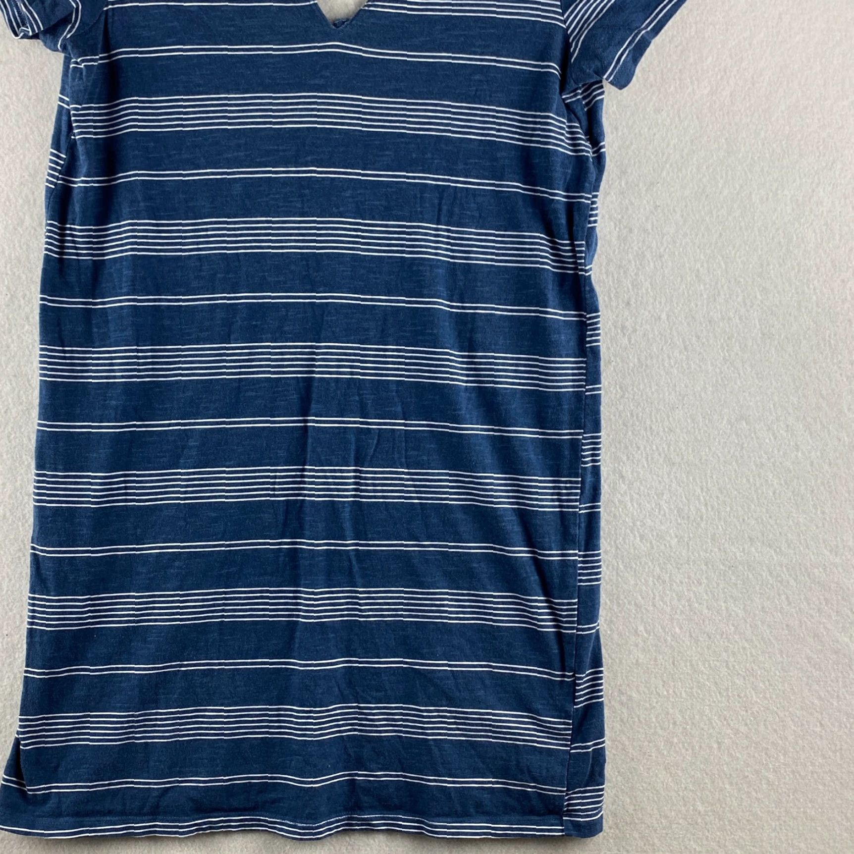 Billabong Billabong Shirt Womens M Blue Striped Cap Sleeve Soft Knit Casual Regular Color Blue Logo Accents Modern Weekend Style Mens? Size M / US 6-8 / IT 42-44 - 3 Thumbnail