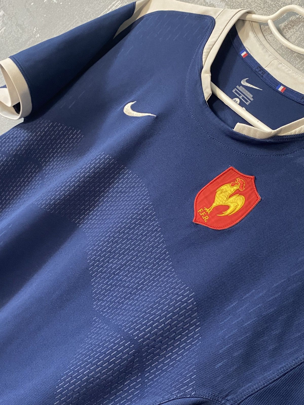 Nike Vintage Nike France Rugby Jersey Kit Mens Size M Size US M / EU 48-50 / 2 - 2 Thumbnail