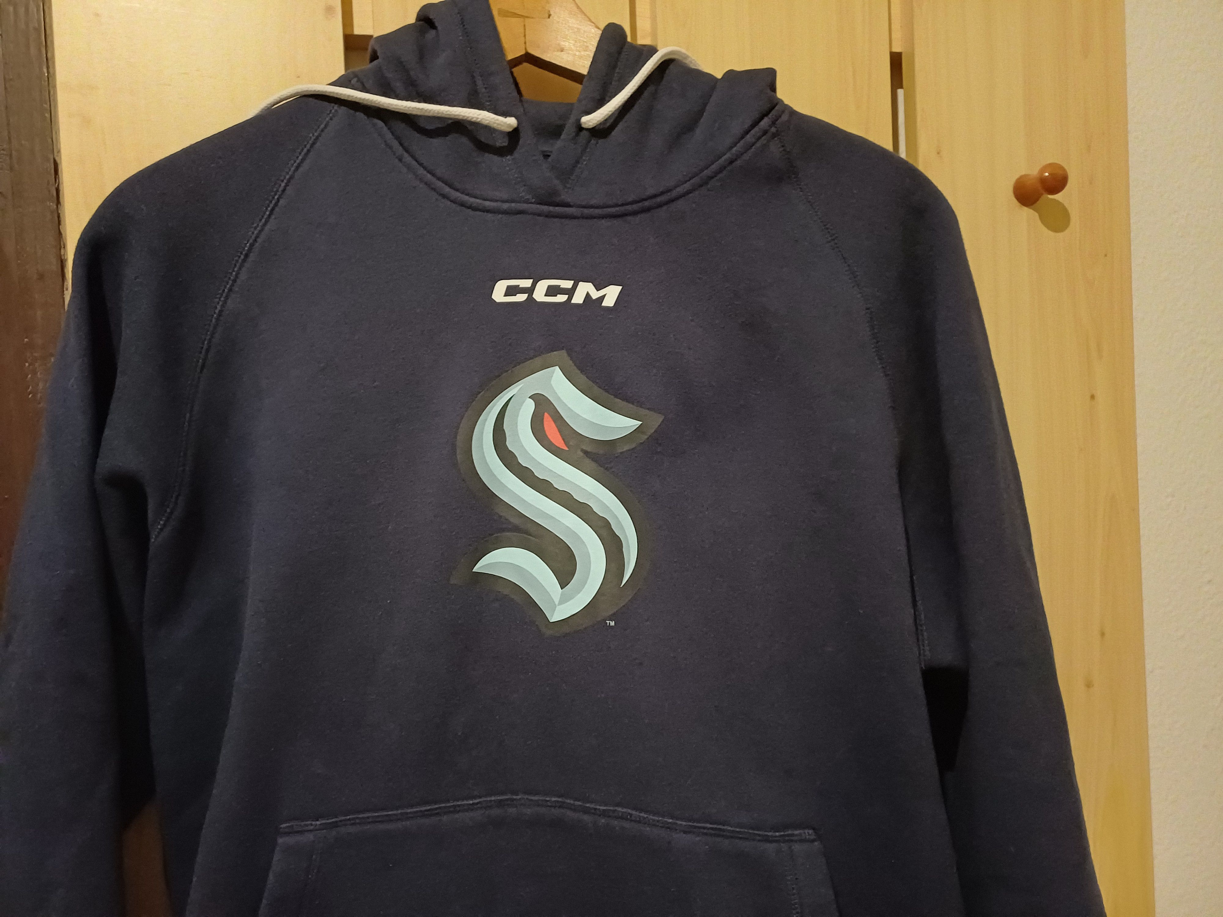Ccm CCM NHL Seattle Kraken Men's Hoodie Size US L / EU 52-54 / 3 - 3 Thumbnail
