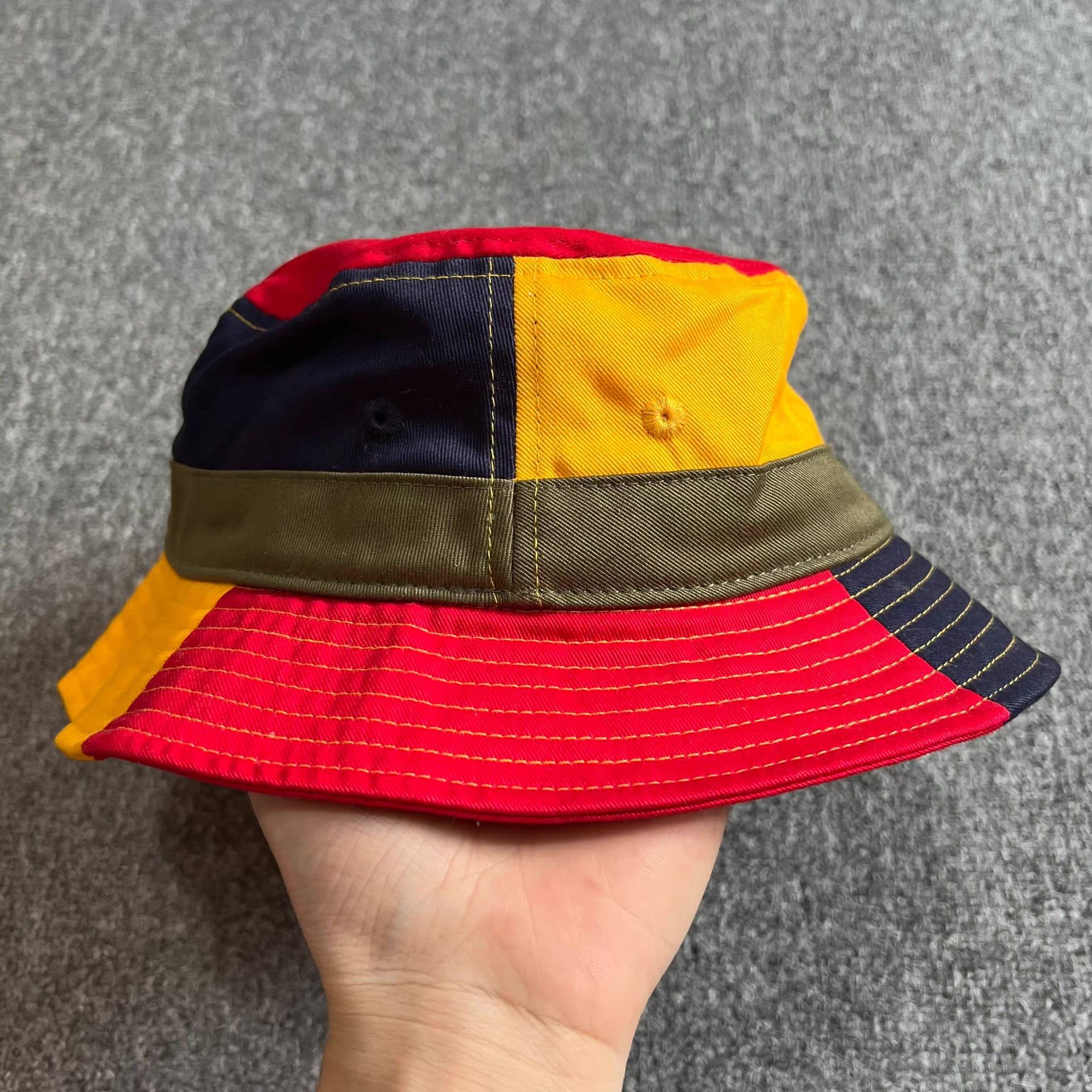 Cross Colours Cross Colours color-block embroidered bucket hat Q7 Size ONE SIZE - 6 Thumbnail