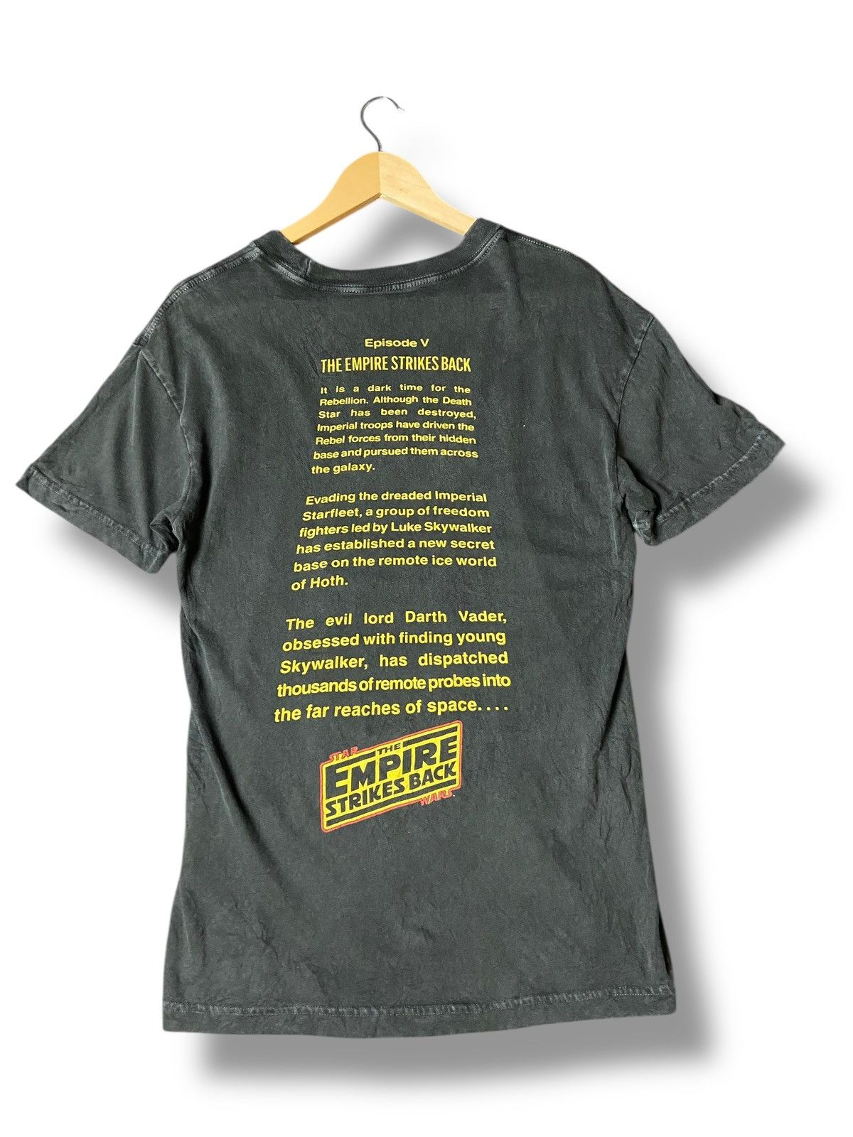 Japanese Brand Abercrombie & Fitch Star Wars Graphic Tshirt (143) Size US XXS / EU 40 - 6 Thumbnail