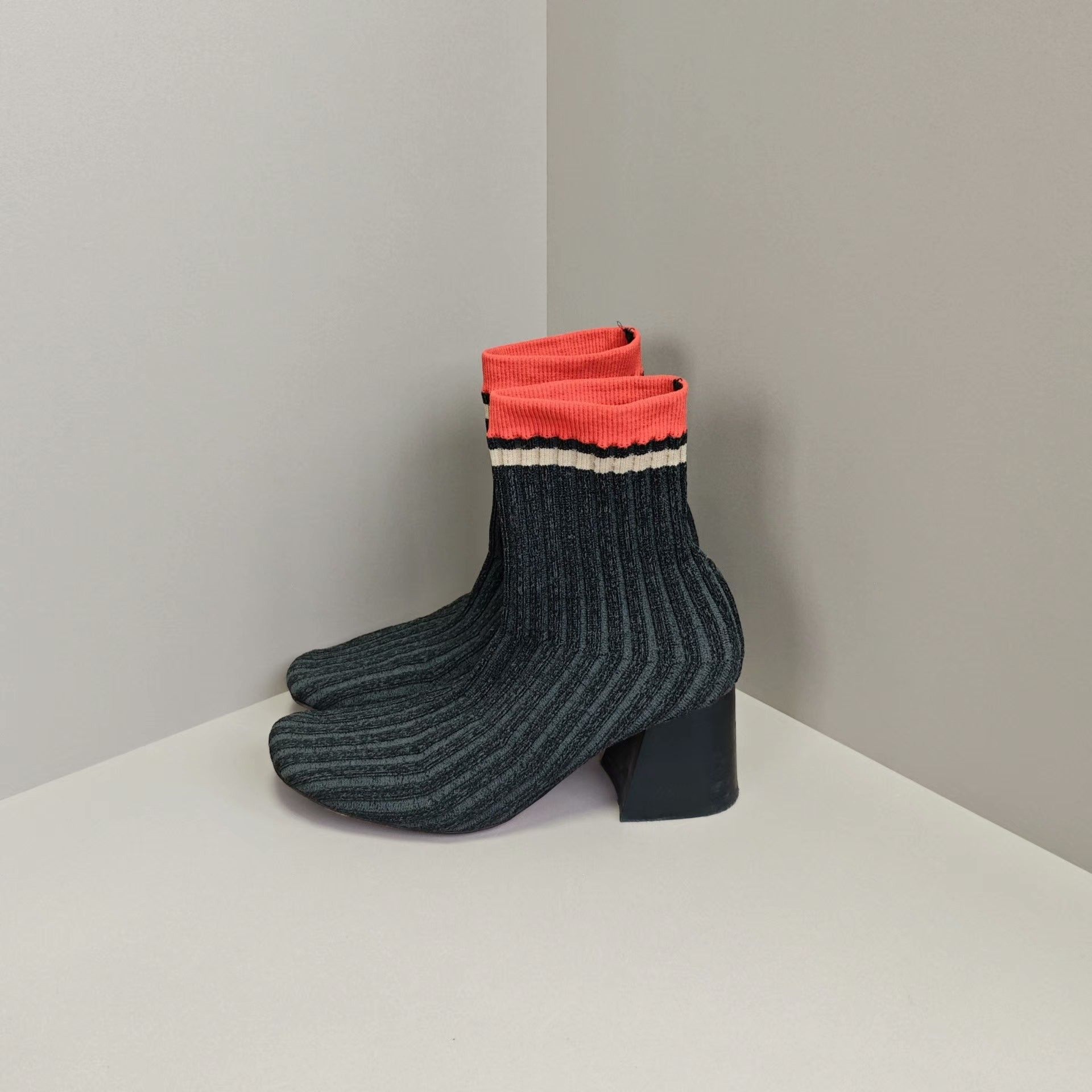 Celine Celine Boots us_7 Women Size US 7 / IT 37 - 1 Thumbnail