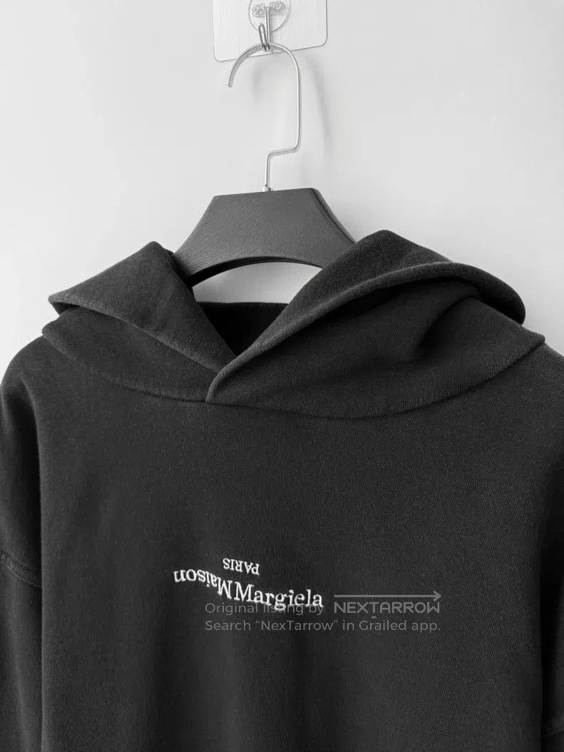 Maison Margiela Maison Margiela Inverted Logo Sweatshirt Size US S / EU 44-46 / 1 - 4 Thumbnail