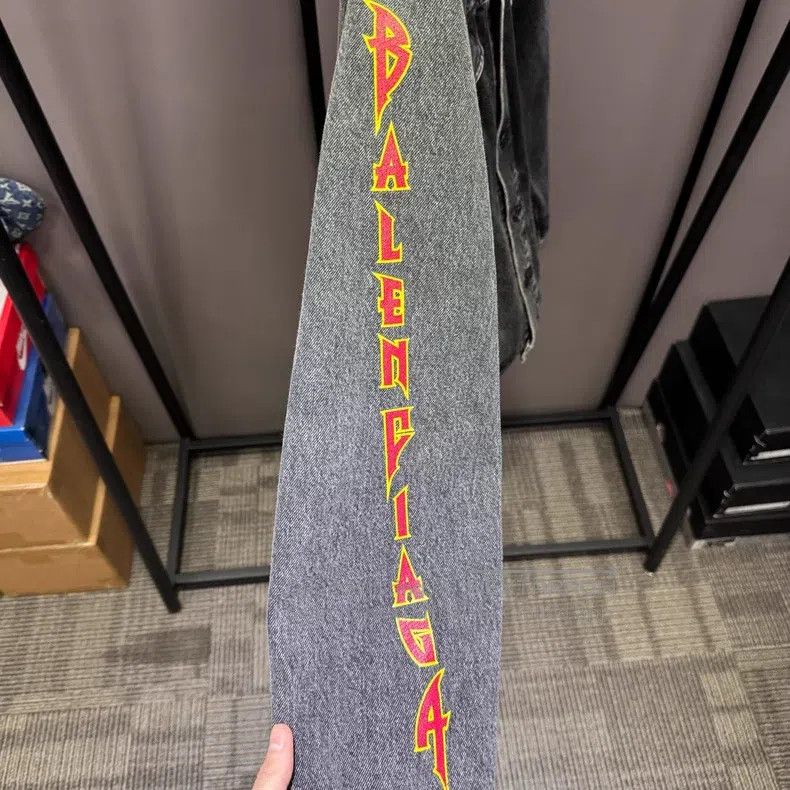 Balenciaga Balenciaga Logo Printed Collar Single Breasted Long Sleeve Size US M / EU 48-50 / 2 - 5 Thumbnail