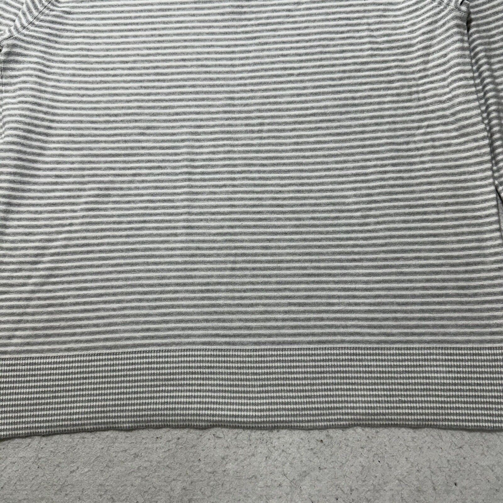 Tommy Hilfiger Tommy Hilfiger XXL Gray White Striped V-Neck Sweater Cotton Size XXL / US 16-18 / IT 52-54 - 13 Thumbnail
