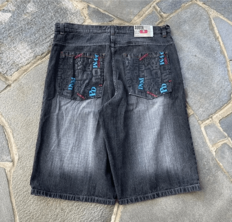 Japanese Brand Wash Loose Denim Shorts Size US 34 / EU 50 - 1 Thumbnail