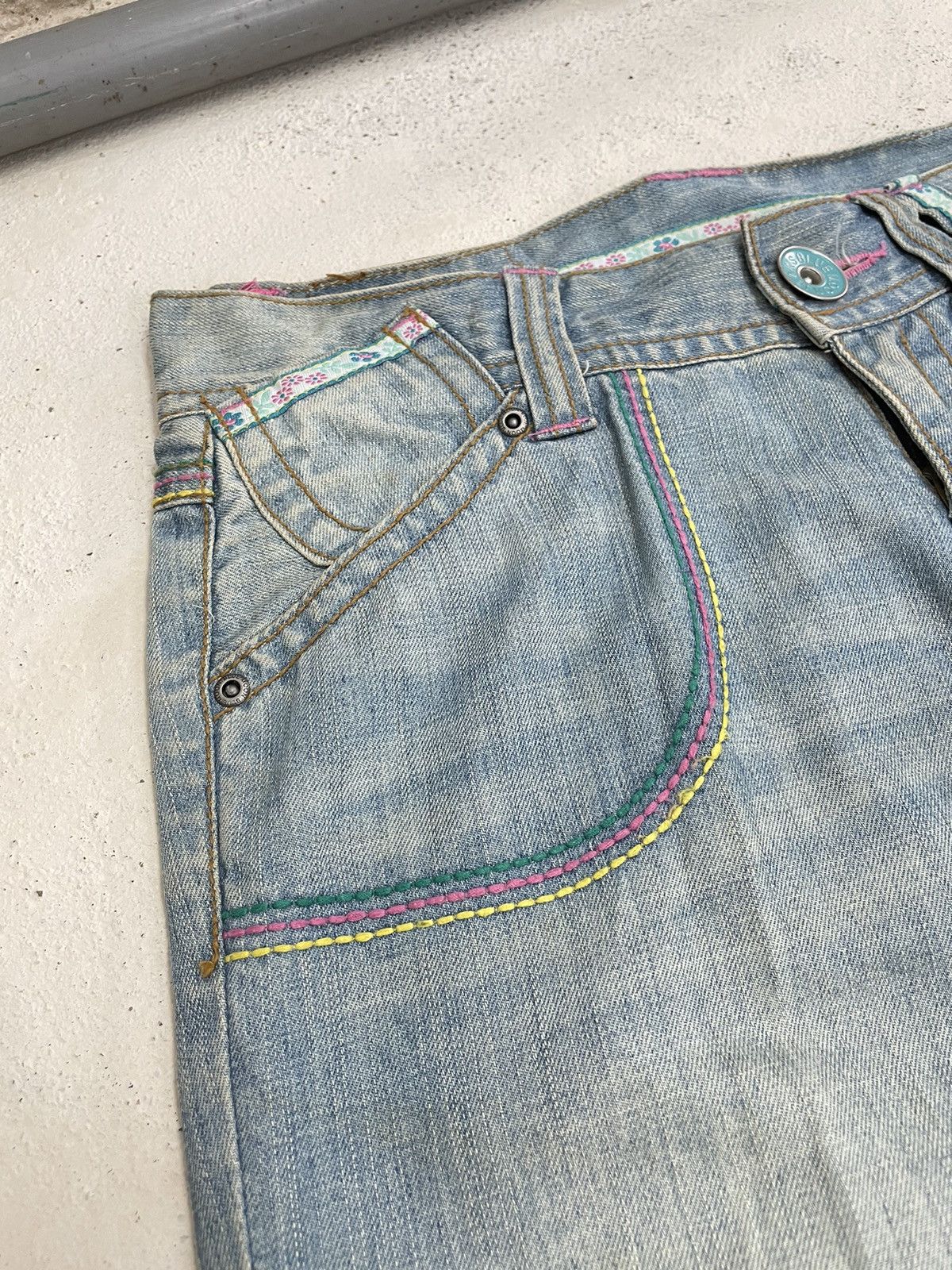 Hysteric Glamour Vintage Blue Moon Blue Girl Embroidery Clone Devgru Style Size 26" / US 2 / IT 38 - 9 Thumbnail